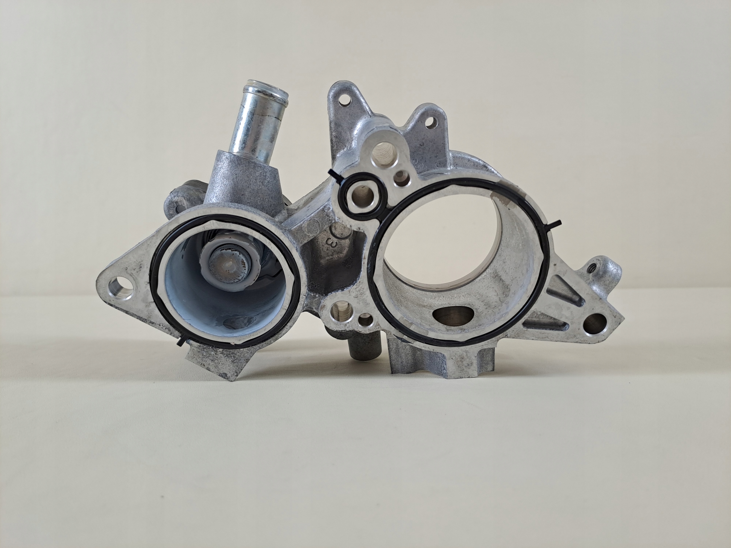 SUZUKI SX4 S-CROSS 18r LIFT 1.4T K14C abdeckung gehäuse des thermostats Thermostat Kühlmittelthermostat KRUCIEC