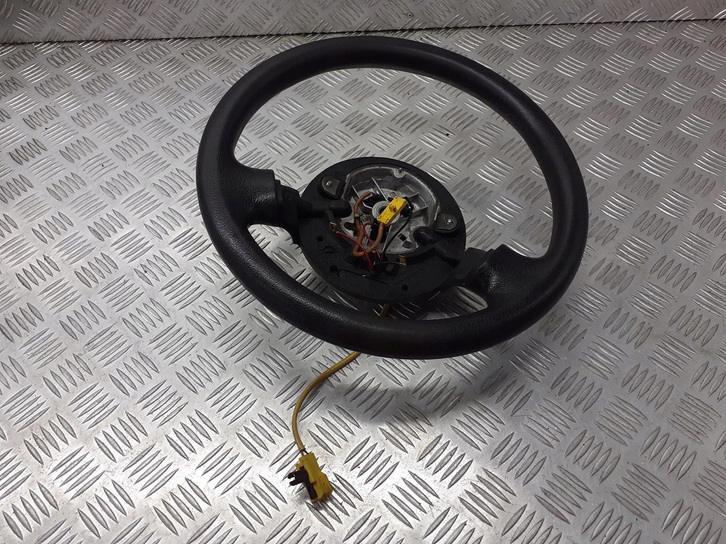 lenkrad FORD KA YS51-3600AAW