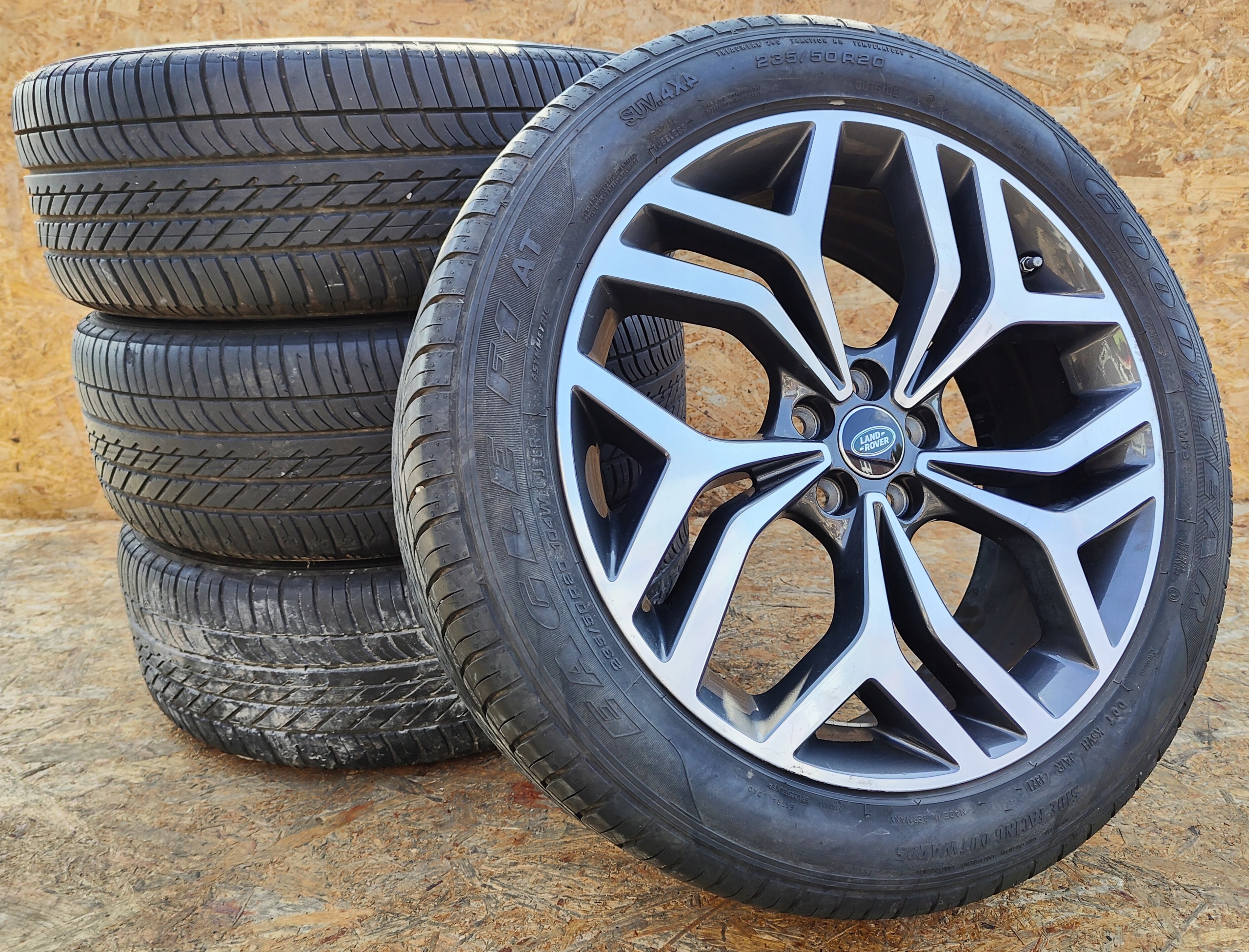 wheels discs RANGE ROVER EVOQUE II L551R DYNAMIC GOODYEAR EAGLE F1 235 50 R20