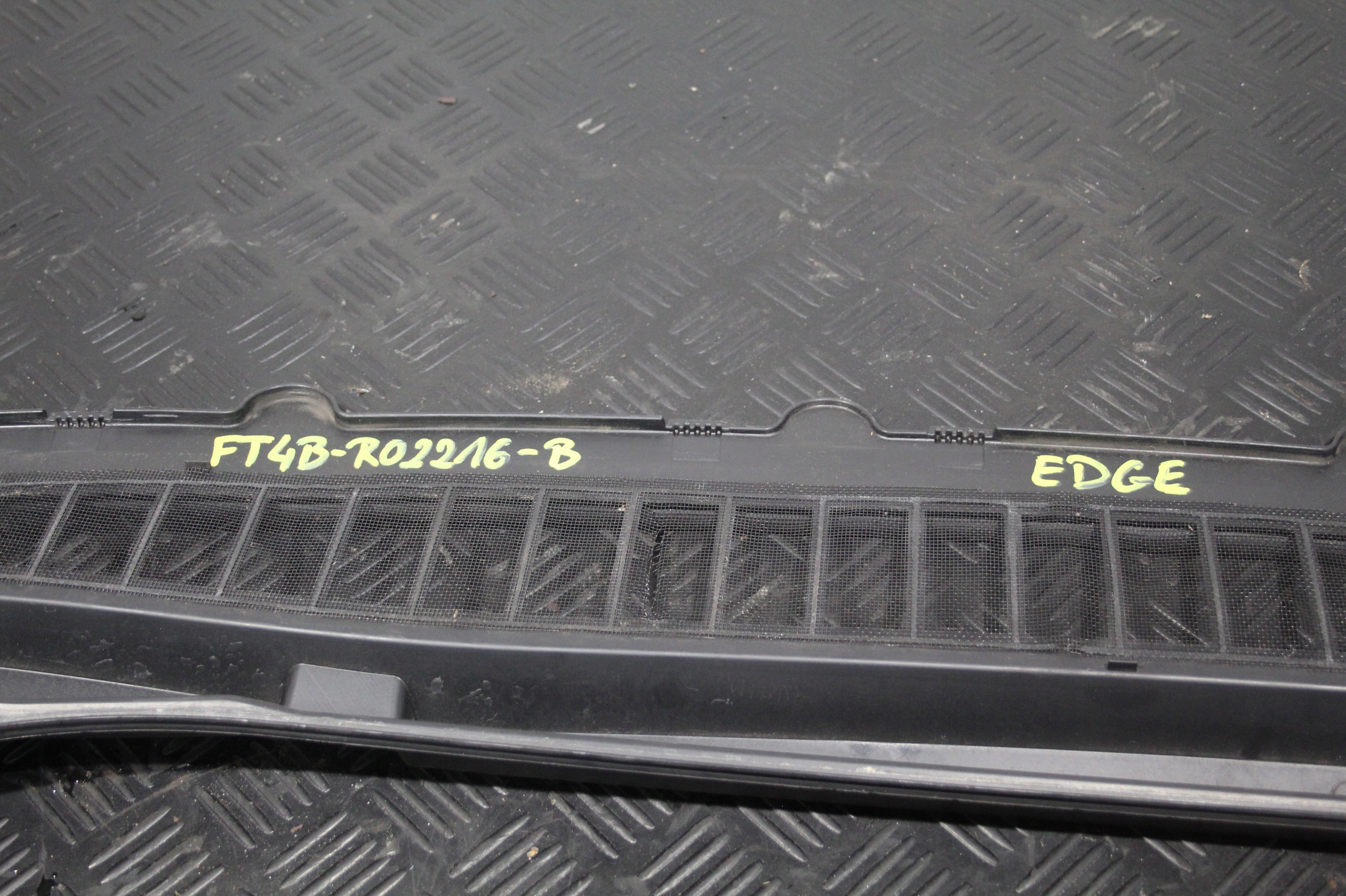 torpedo FORD EDGE MK2 II FT4B-R02216-B