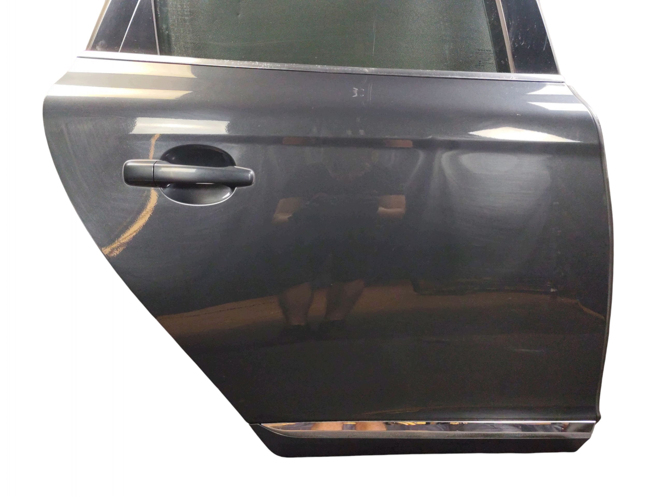 tür rechts heck VOLVO XC60 und LIFT (2013-2017) code LAKIERU 492-46