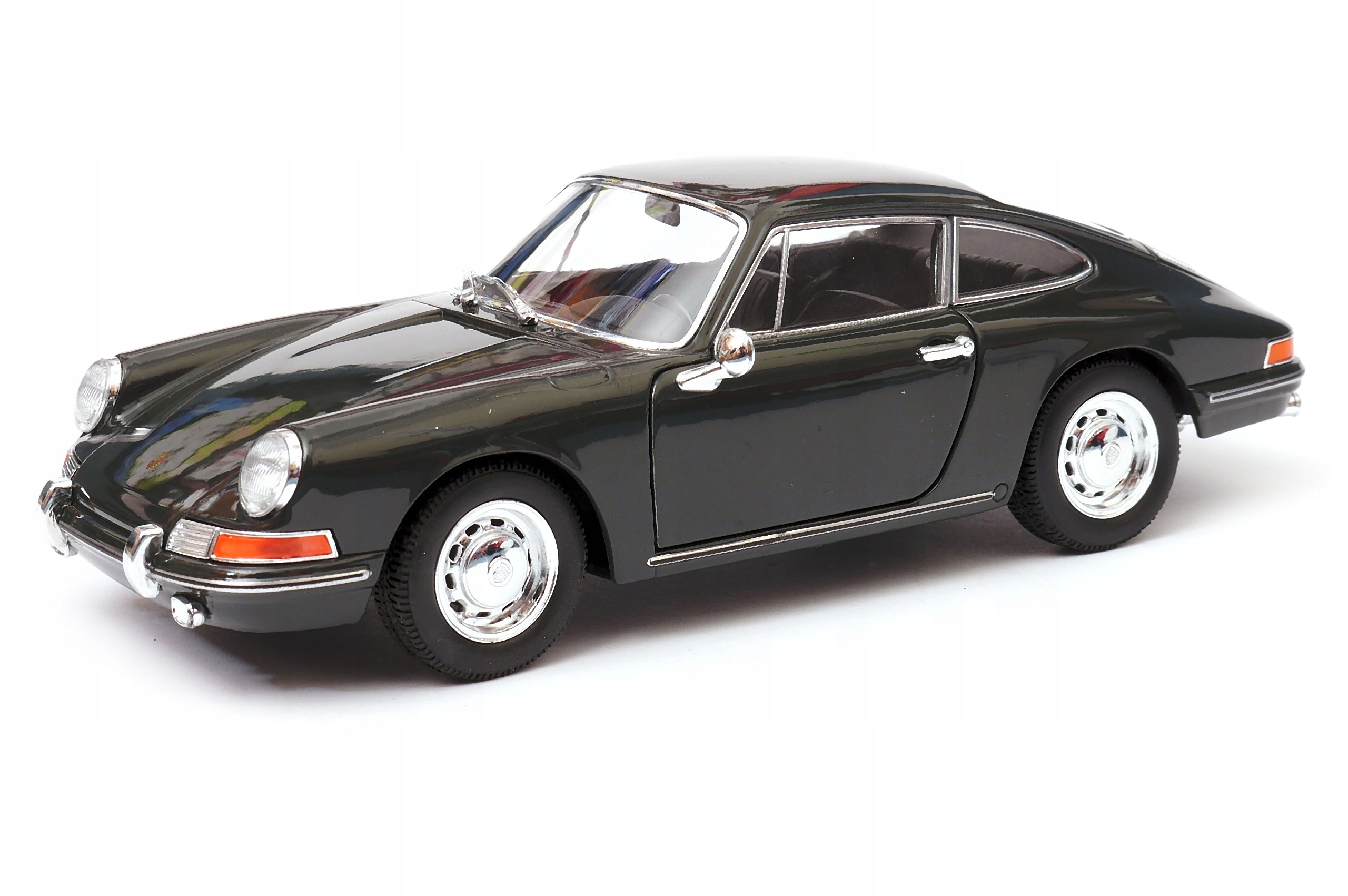 Porsche 911 24087 1:24 Welly černá