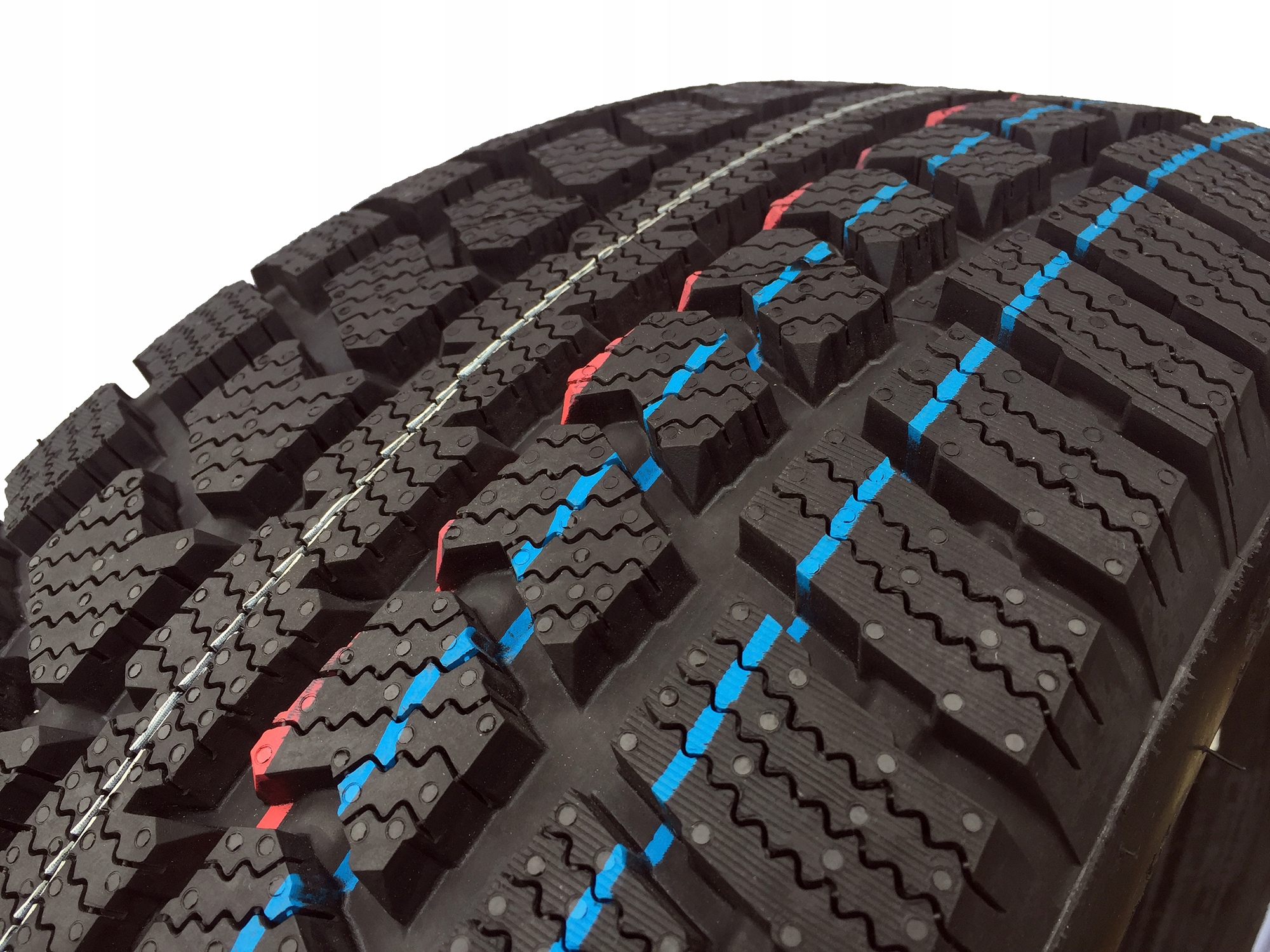 Купить шины виатти 16. Viatti 195/75 r16c. Viatti v525. Viatti v525 16c. Виати 525.