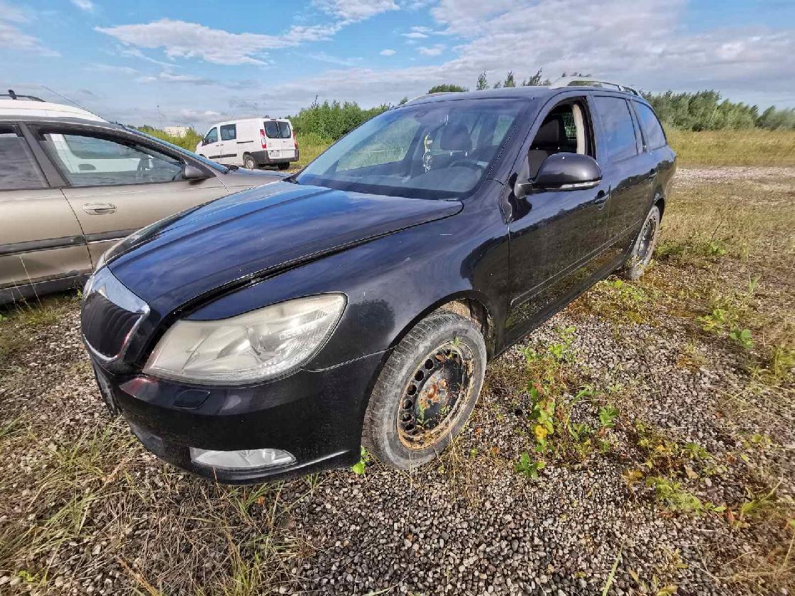 SKODA OCTAVIA шланг воды 2009 1.8л