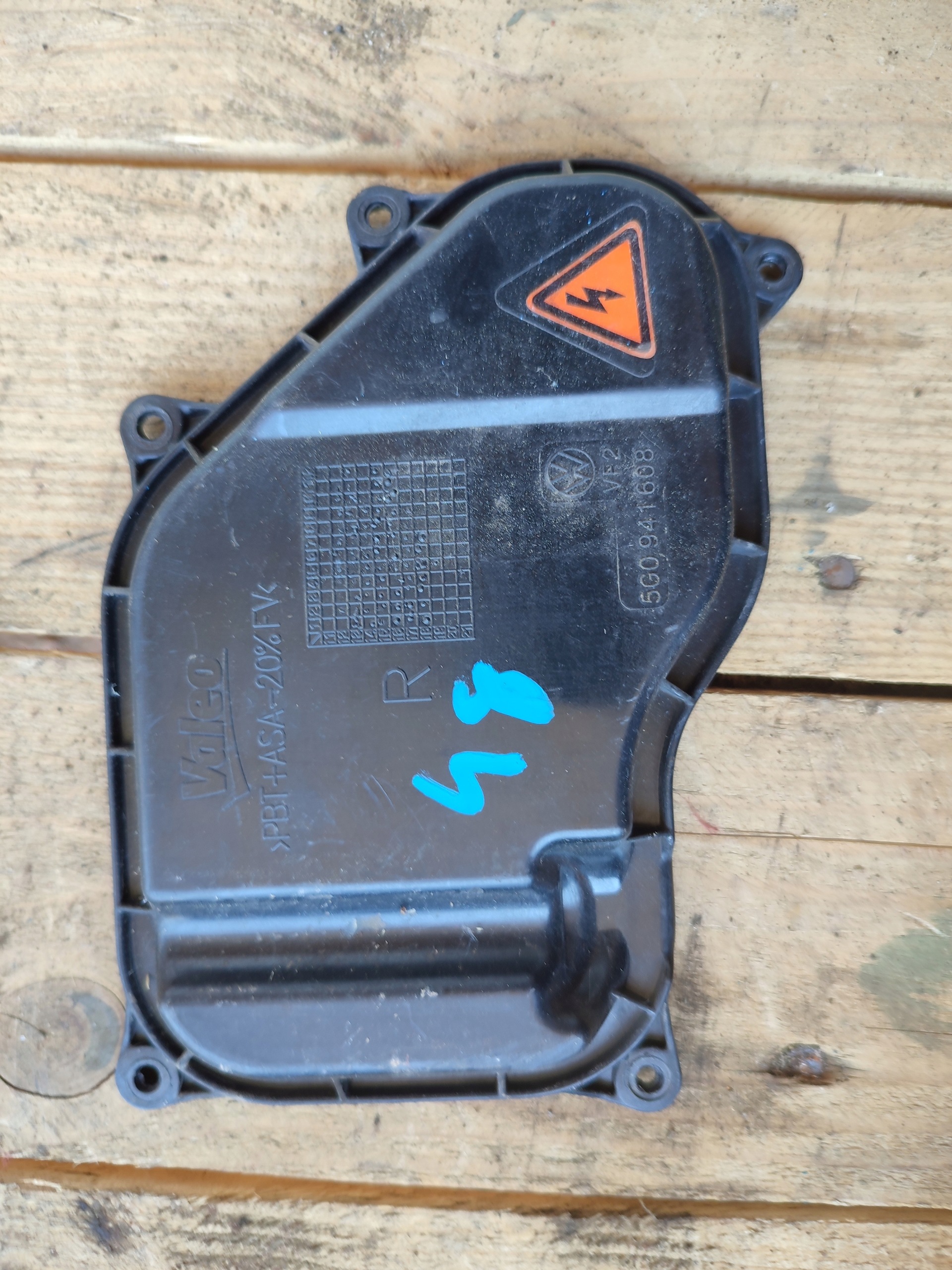 Coperchio reflektora Volkswagen 5G0941608