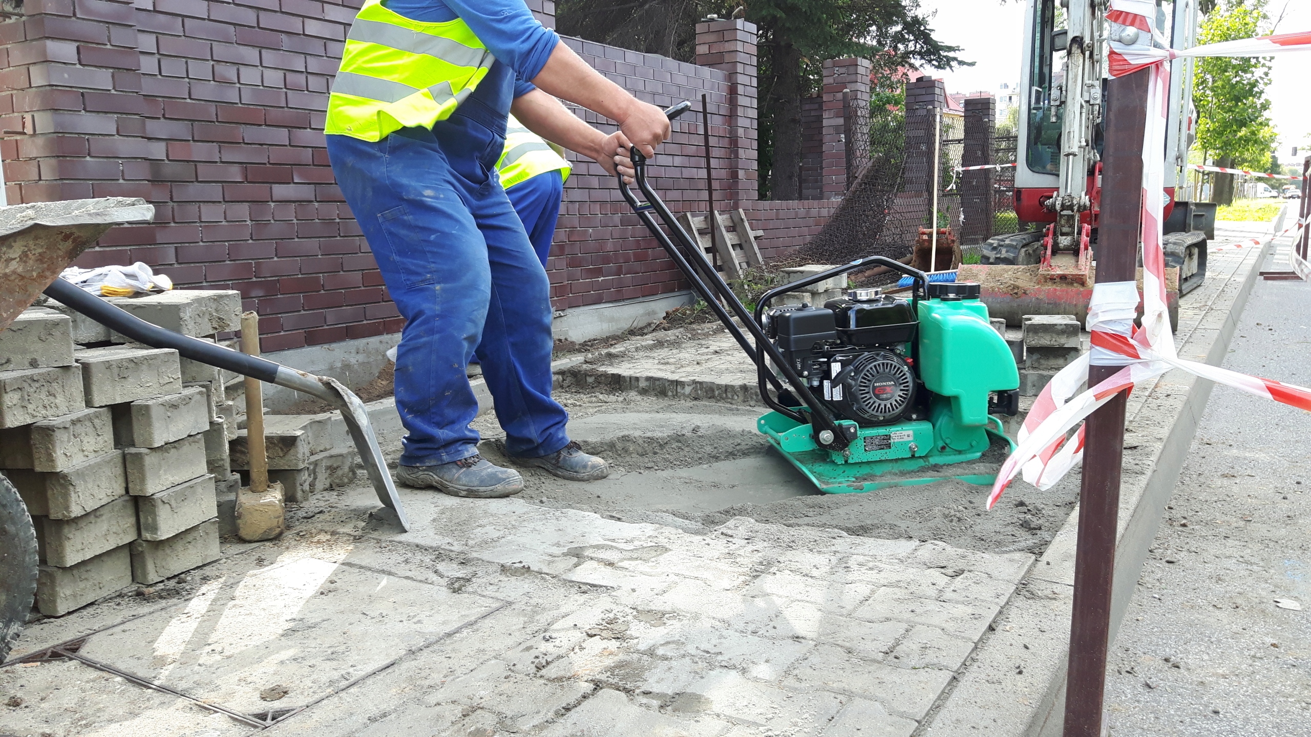 Zagęszczarka MIKASA MVC-90GH HONDA GX160 Marka Mikasa