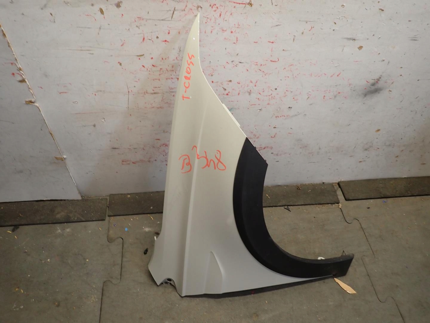 fender front front right VW T-CROSS 2018