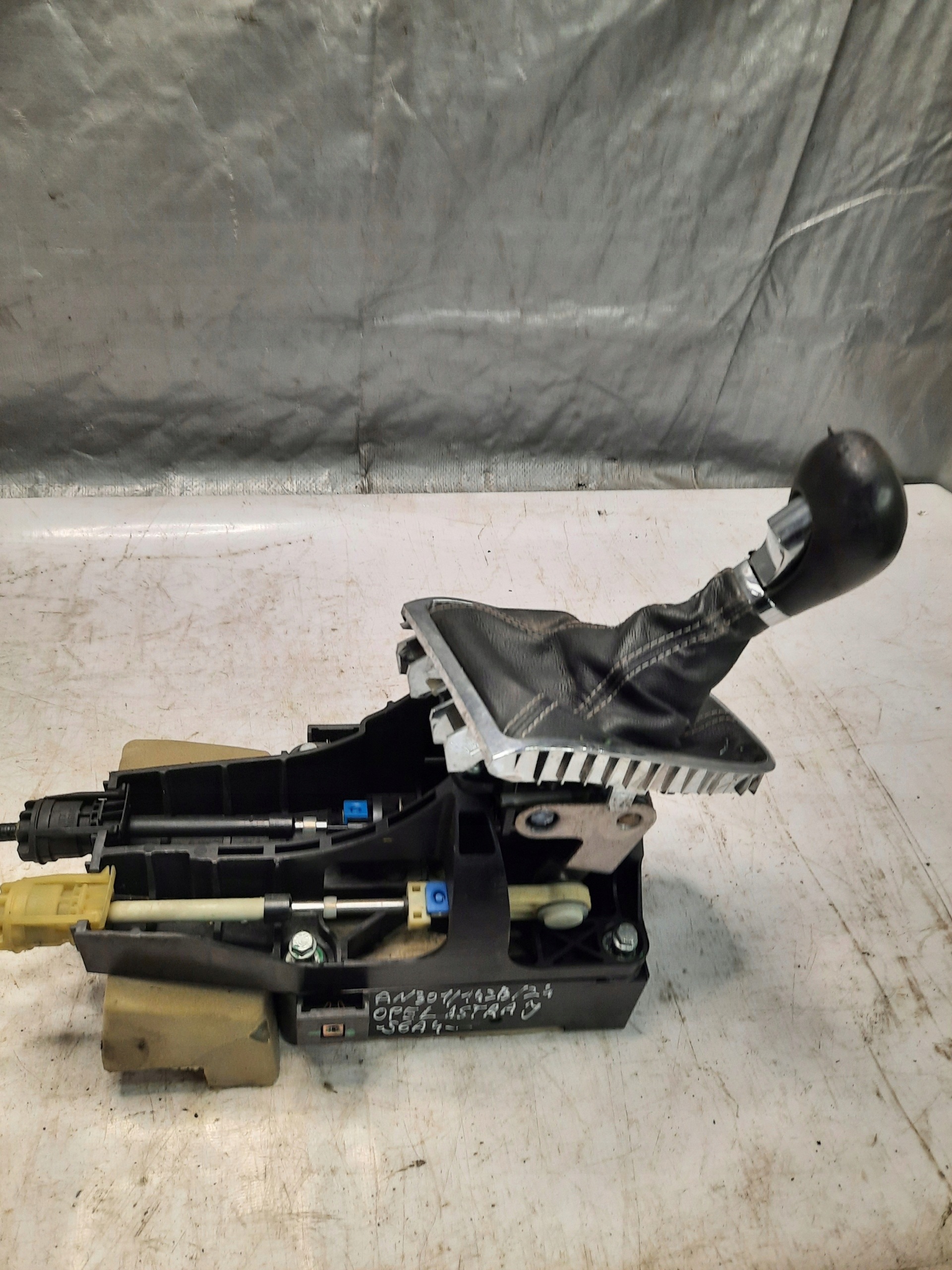 Opel OE 55563829 CDTI Levier de vitesse Câble Mécanisme levier vitesse Engrenage