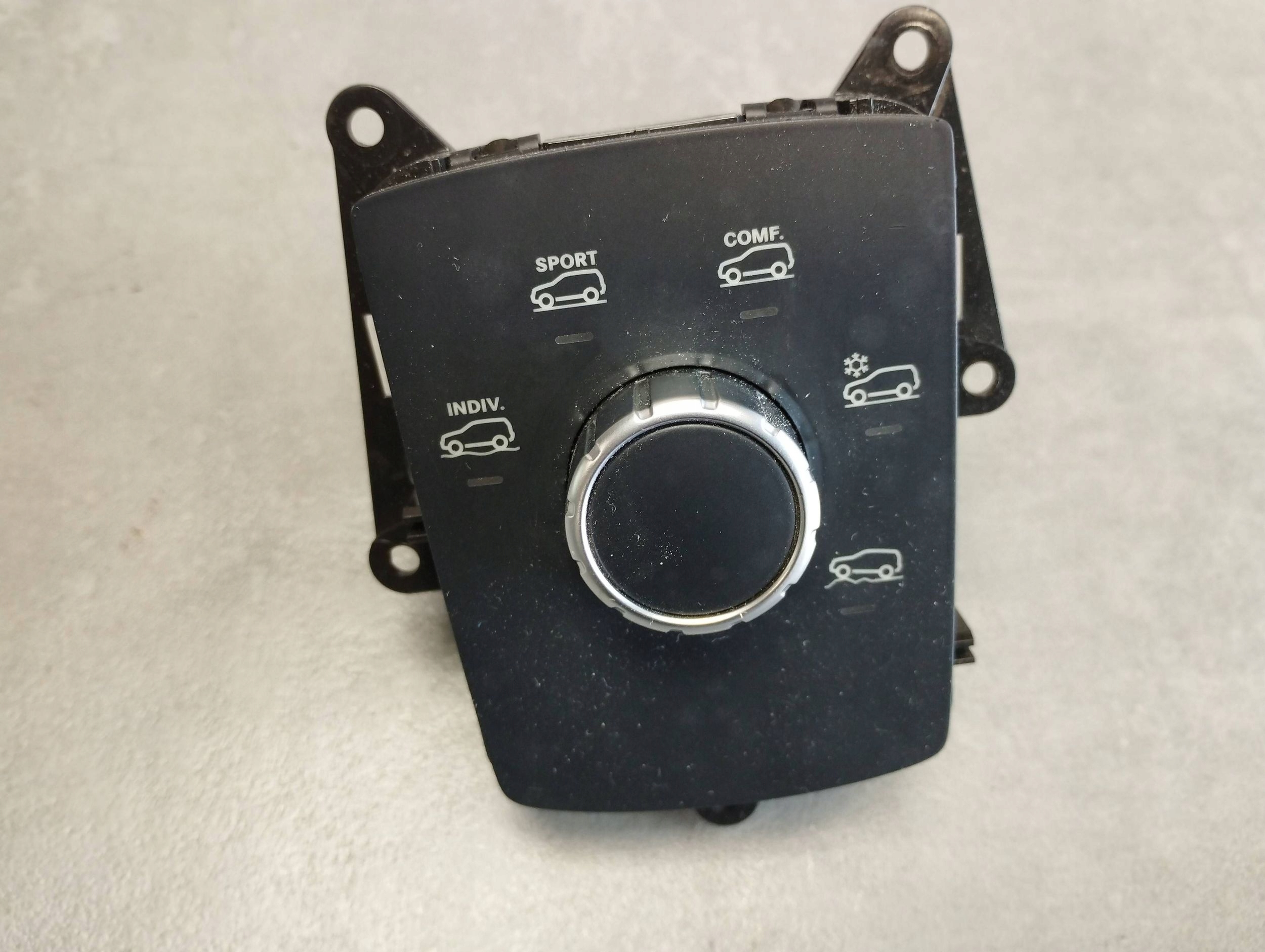 Mercedes-Benz GLE W166 switch springing A1669050003
