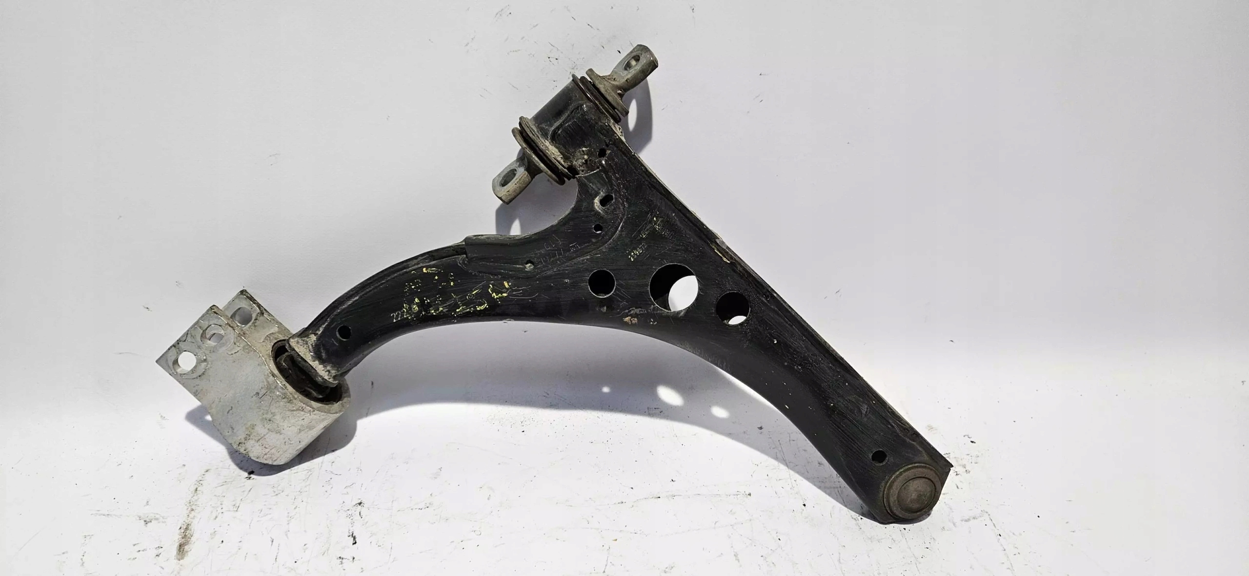 arm left front OPEL ASTRA K V 2015-21 39089344