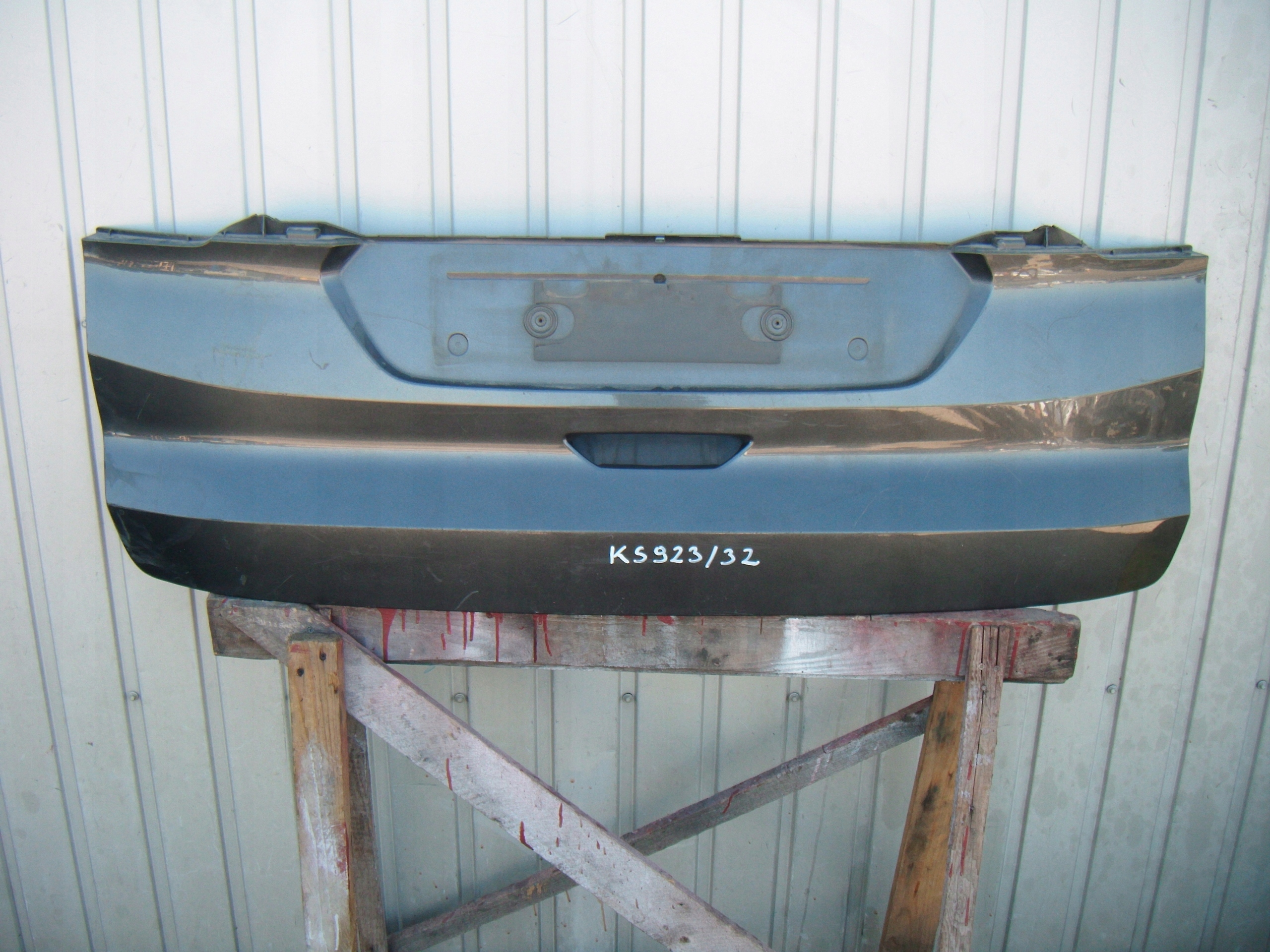 FORD S-MAX MK2 15- BLENDA KLAPY TYŁ EM2B-R423A40-PIA1