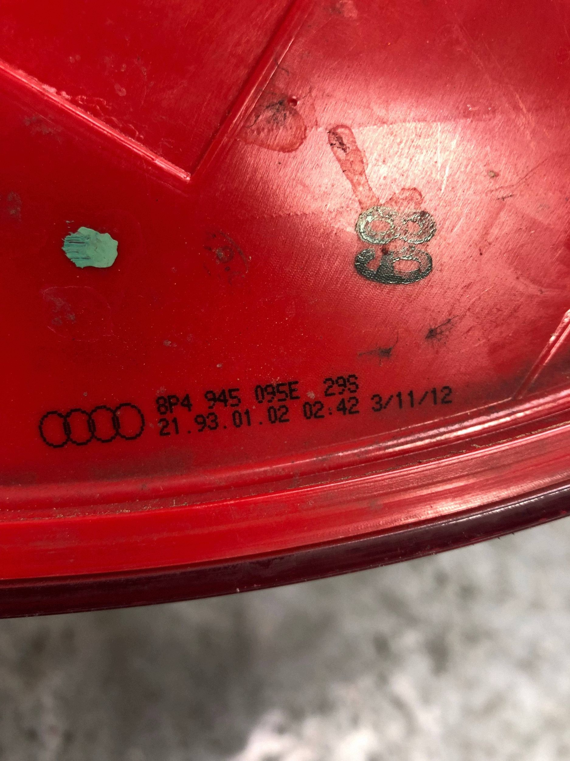 feu gauche arrière LED AUDI A3 8P LIFT 8P4945095E