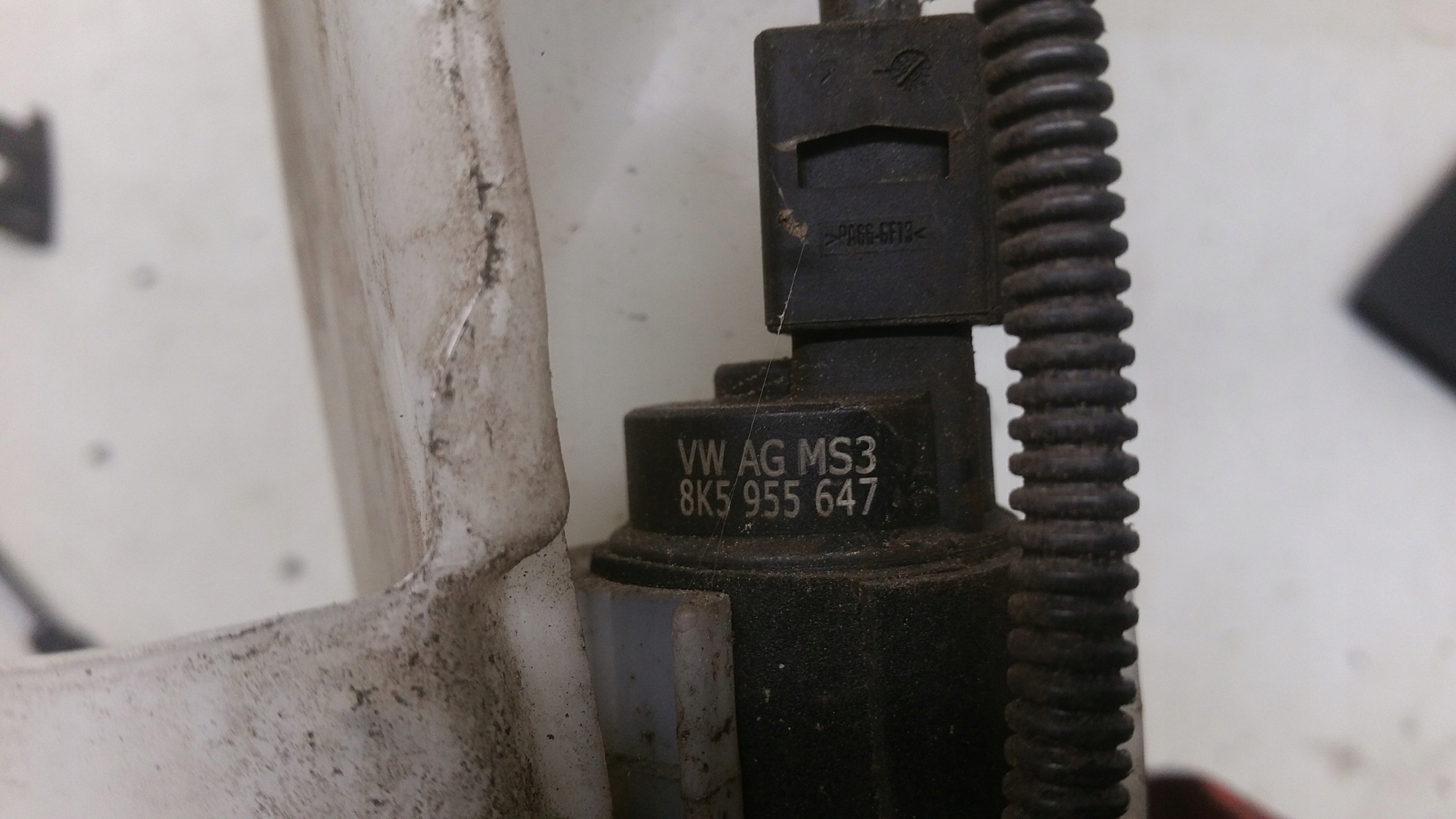 Behälter Spritzdüse xenon 8T0955453C Audi A5