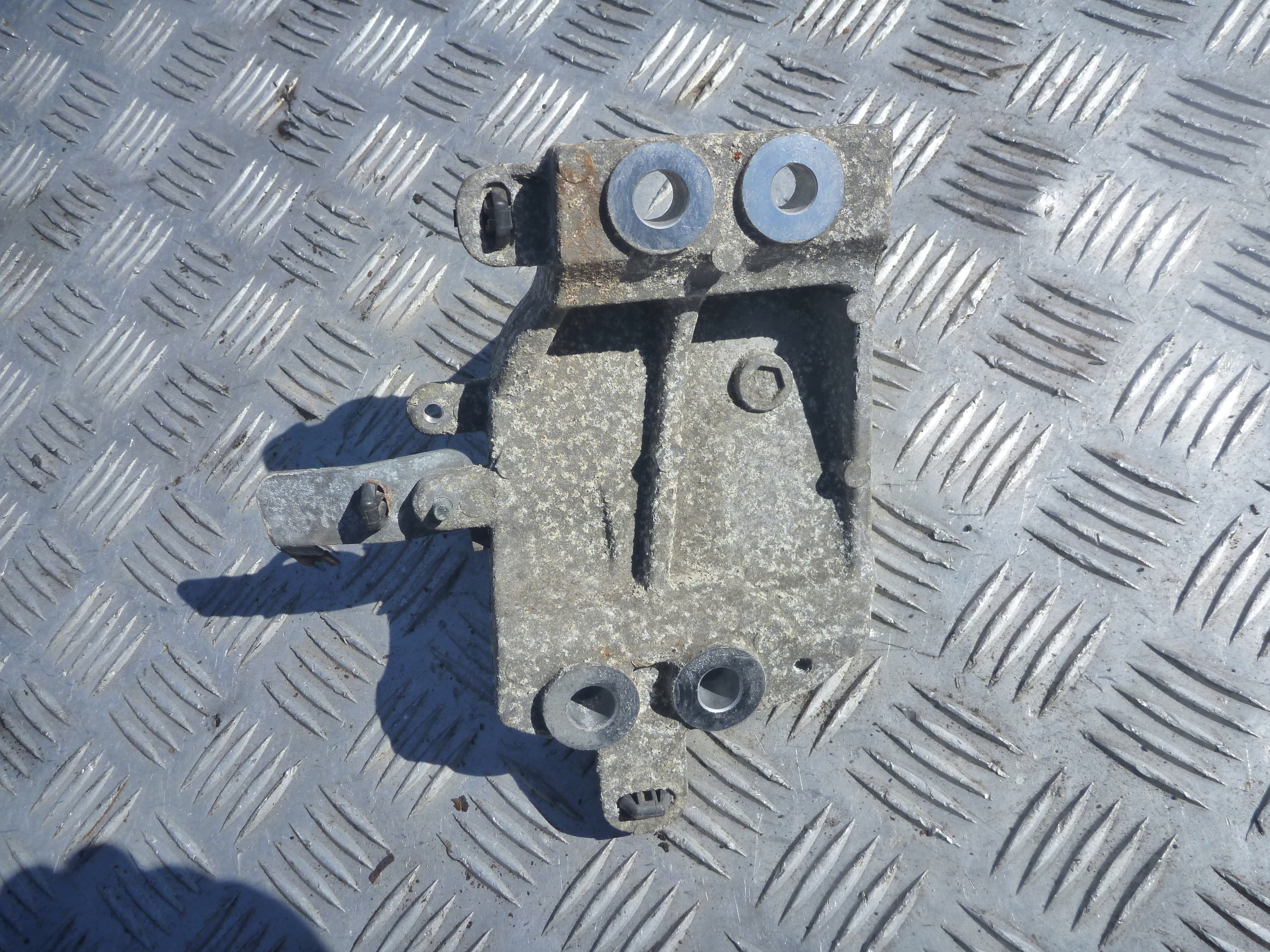 Лапа Каробки Инфинити Jx35 Qx60 Pathfinder R52 13-