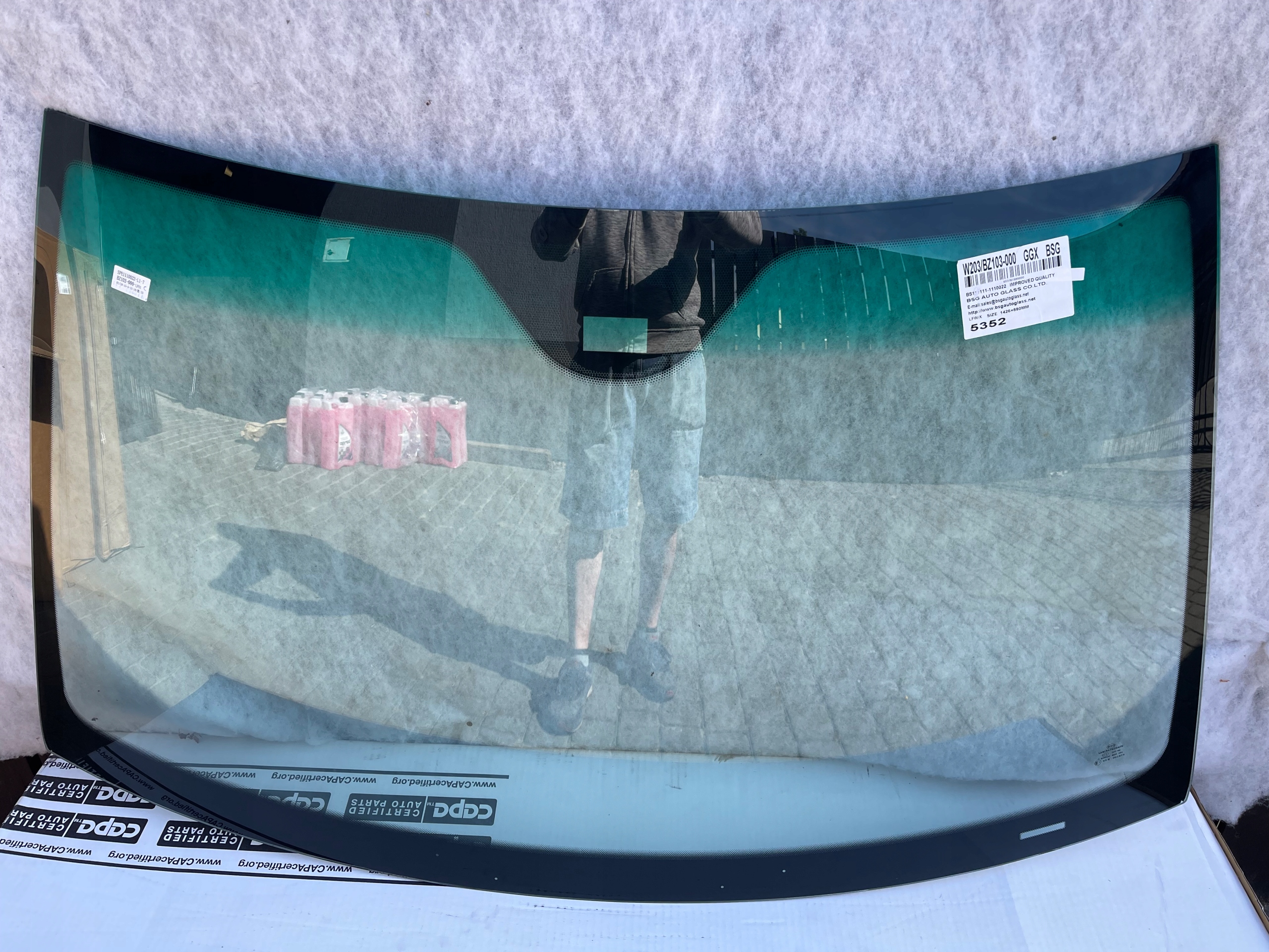 MERCEDES C-KLASA W203 COUPE SZYBA PRZEDNIA PO 2000