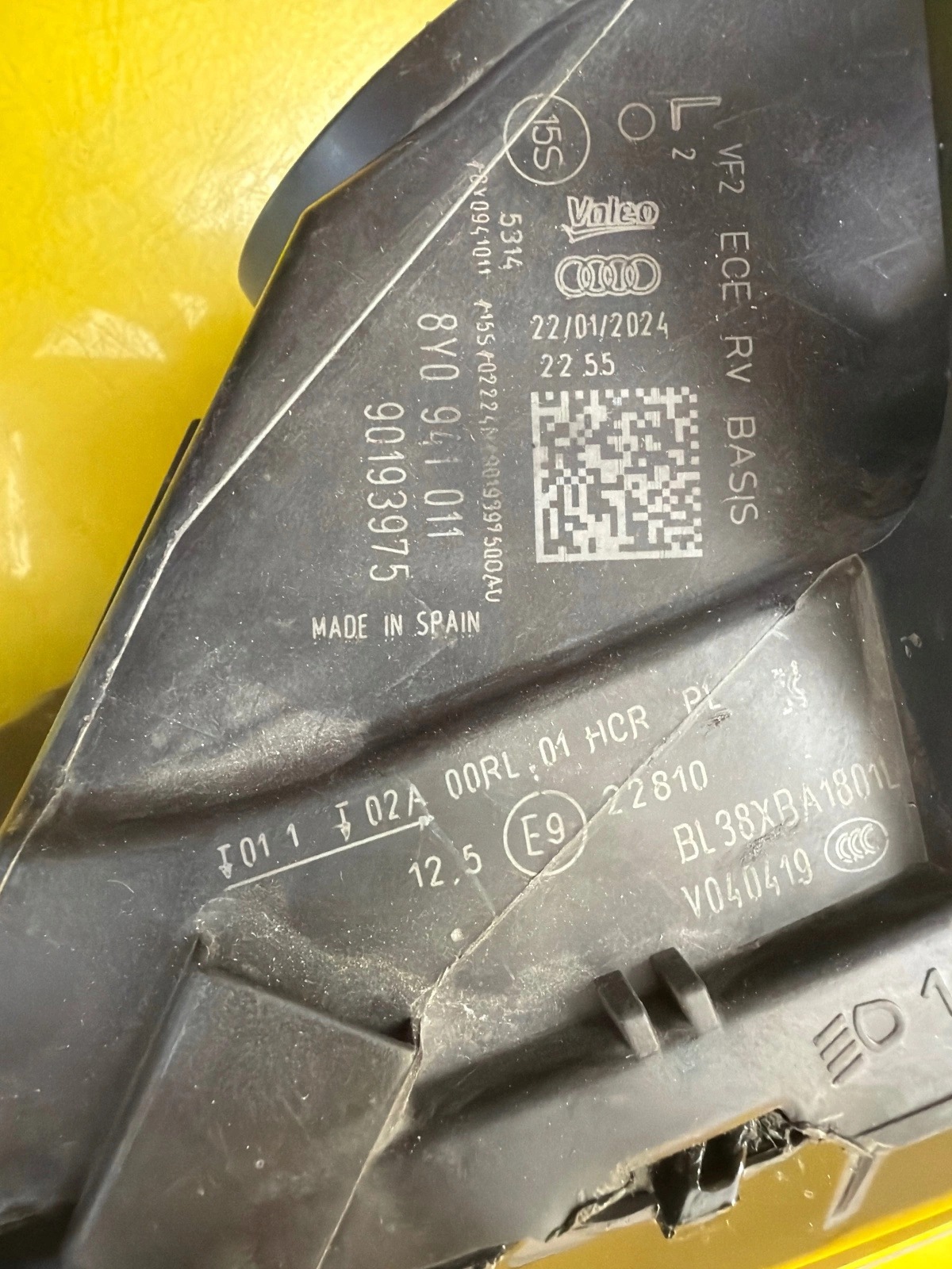 light left Audi A3 8Y Full Led 8Y0941011