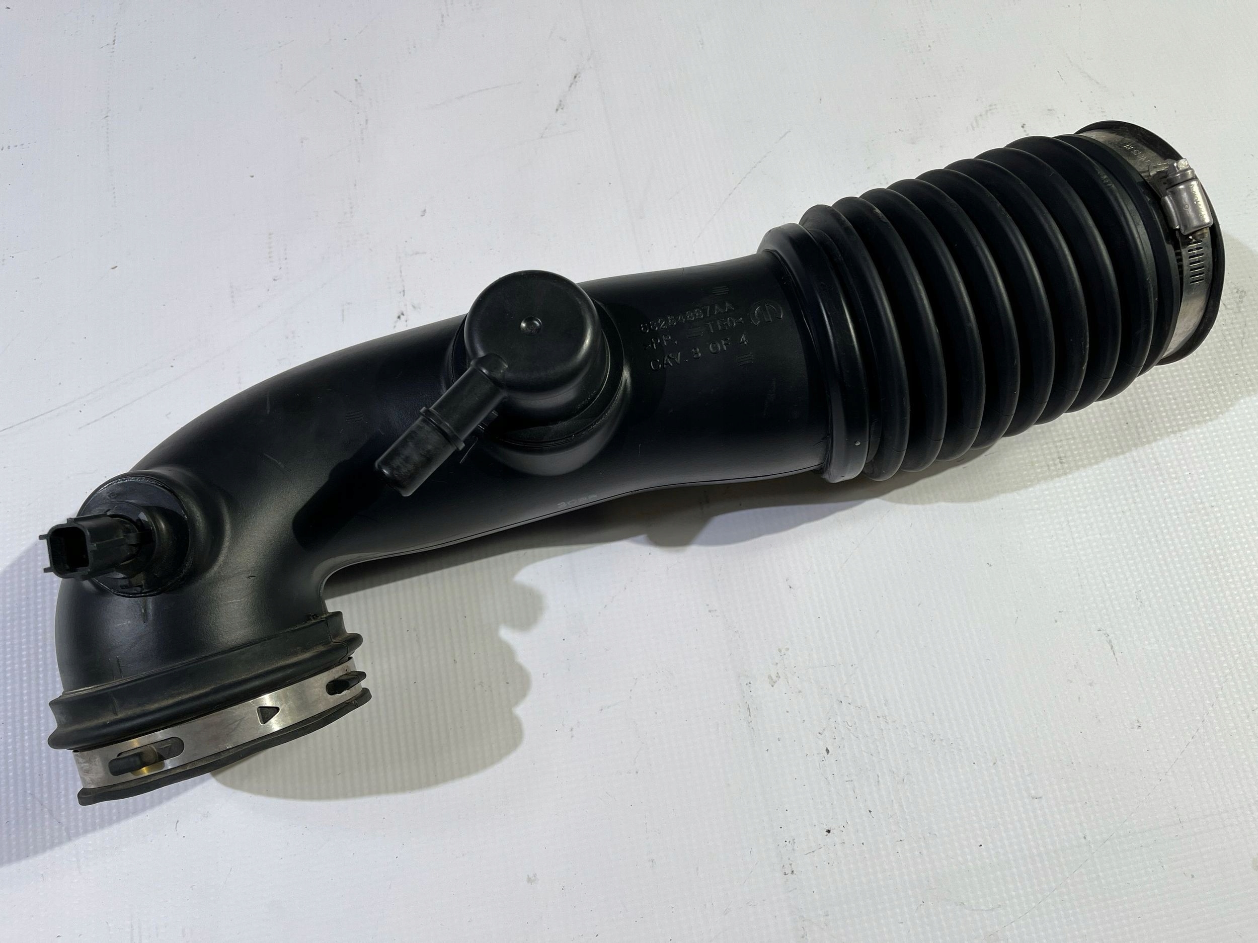 pipe dolotowa wiring air dolotu Dodge RAM 1500 2019