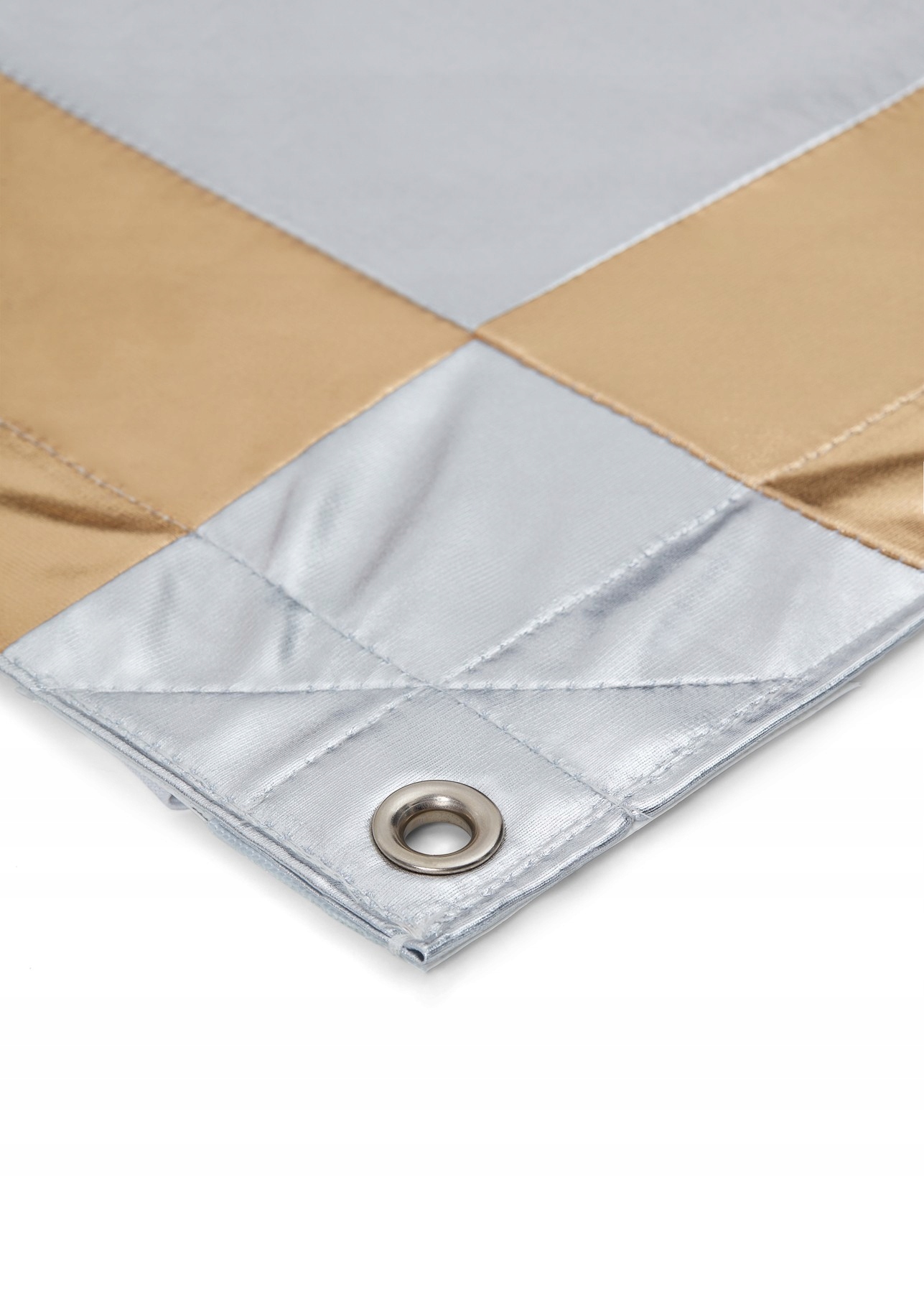 Matt Silver/Gold Check – Reflexní tkanina 4x4 ft – 122 cm x 122 cm