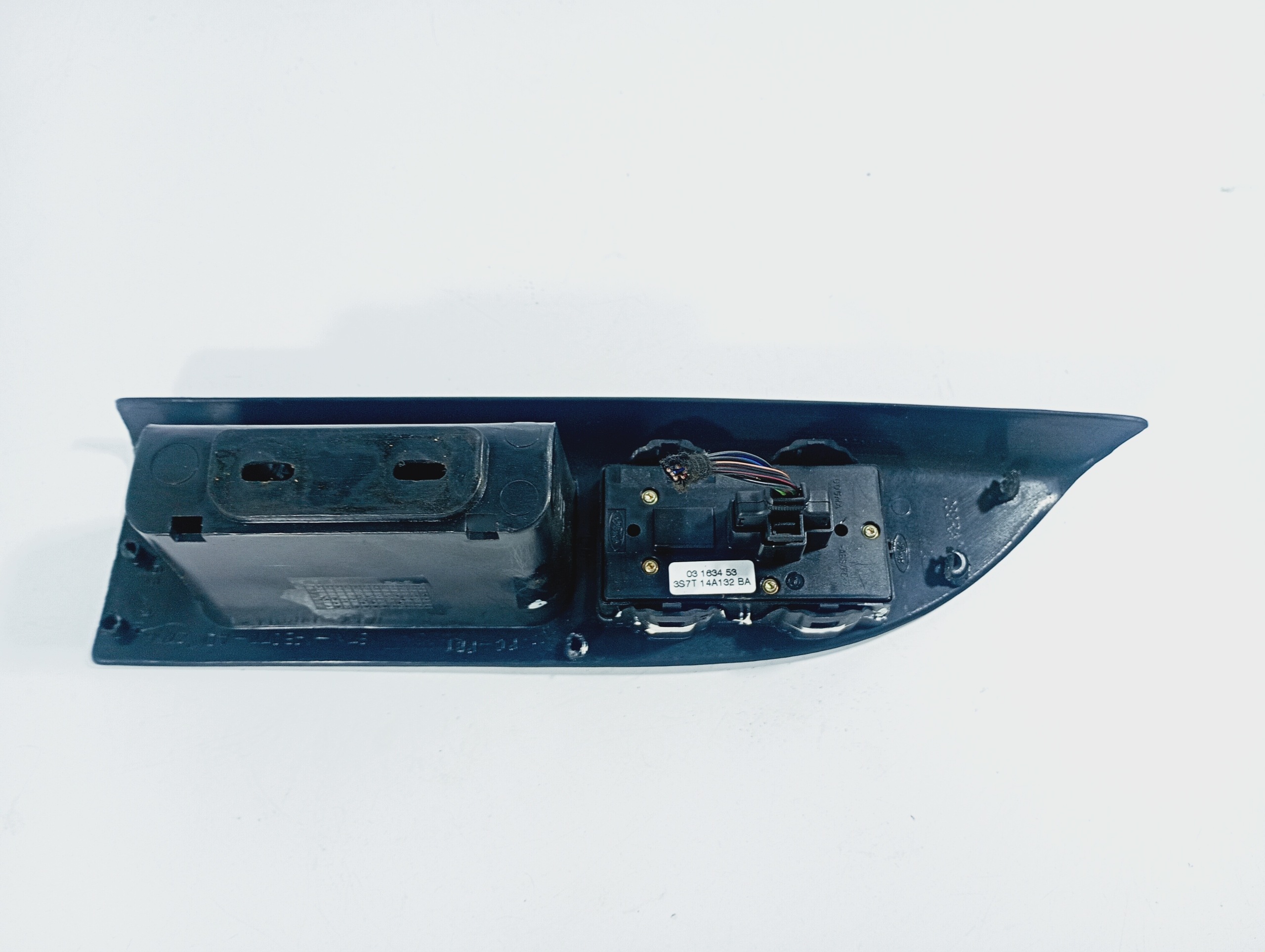 switch PANEL of the window left front OE 3S7T14A132BA Ford Mondeo 3 MK3 00-07