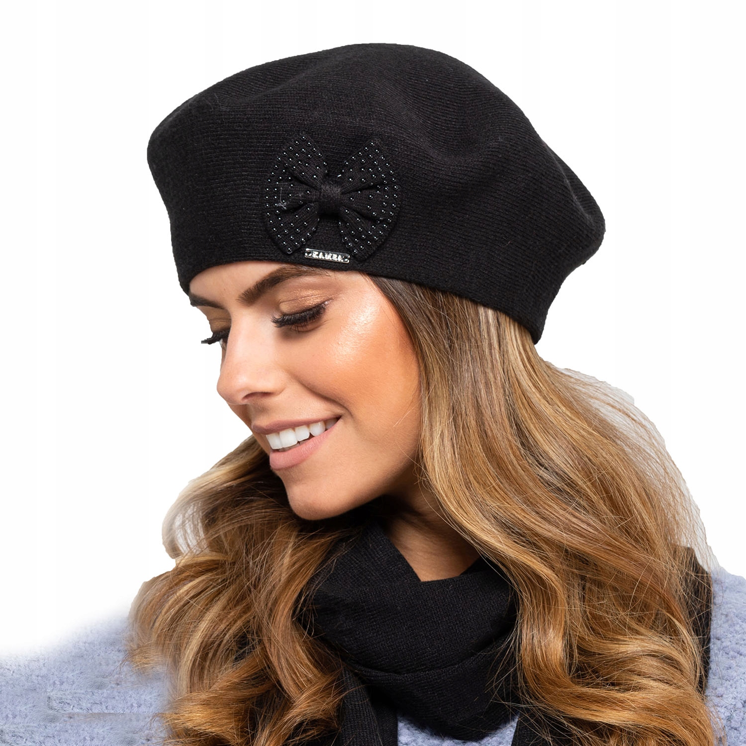 Kamea Salamanka černá teplá na zimu dámská Beret