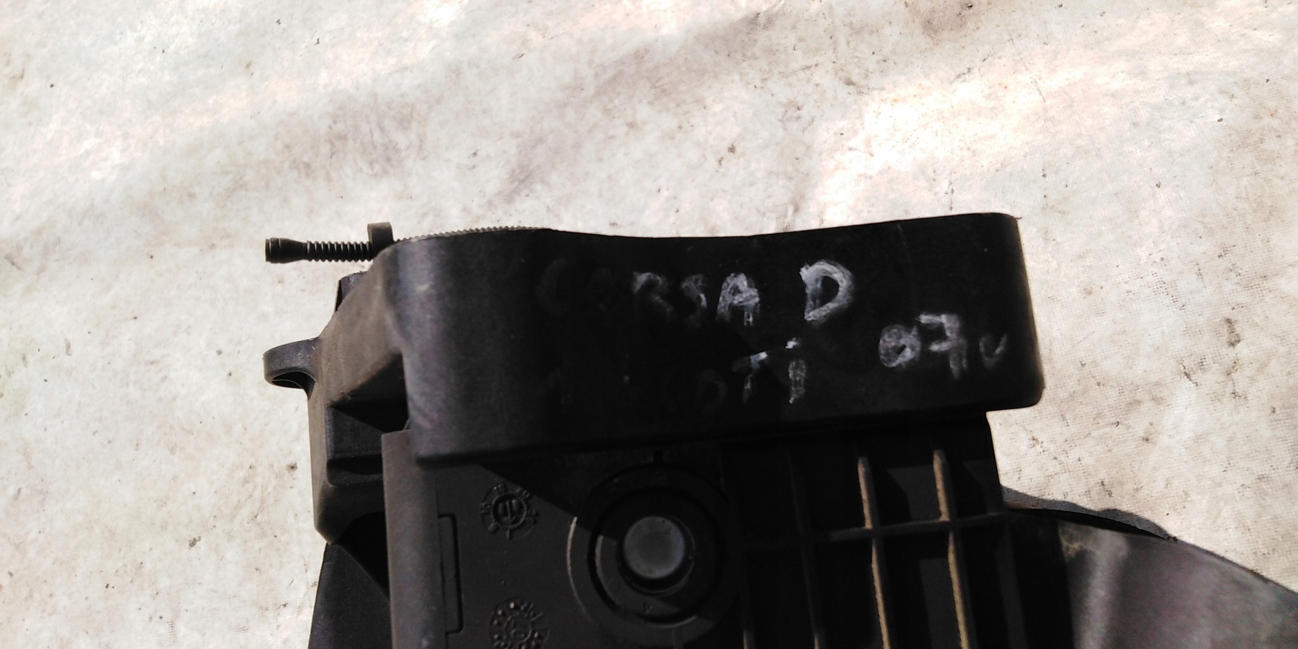 accelerator pedal potentiometer OPEL CORSA D 55702020
