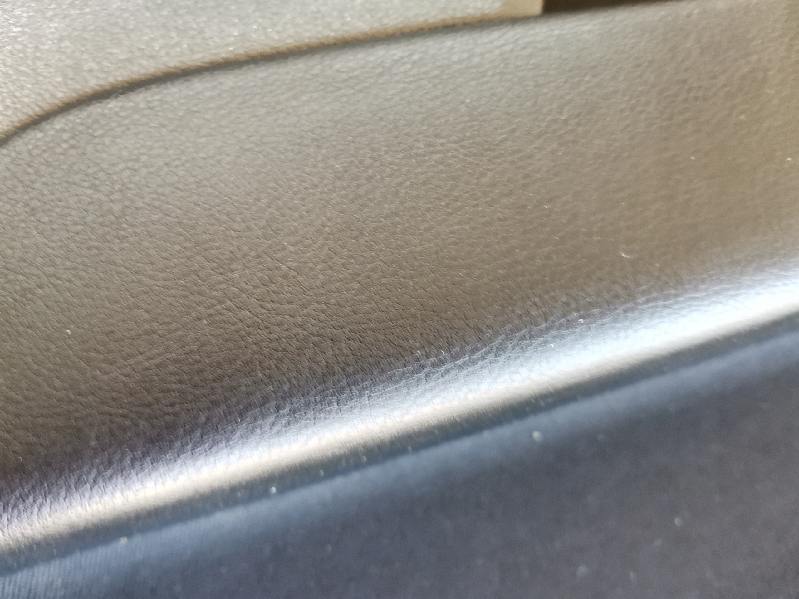 обивка дверные карты правый передний vw PASSAT B7 3AB867012