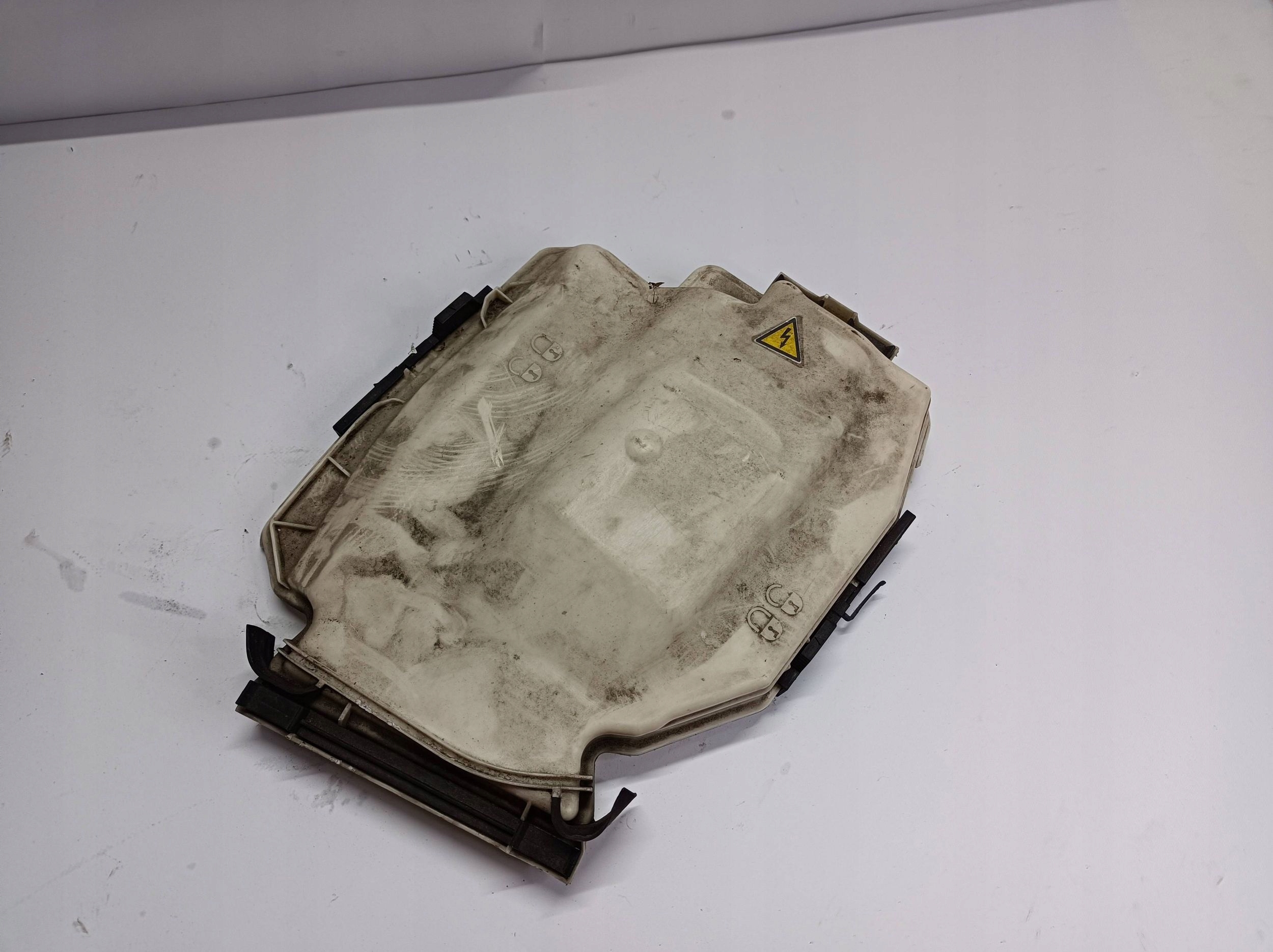 Abdeckung der Sicherungen BMW E81 E87 E90 E91 7544577