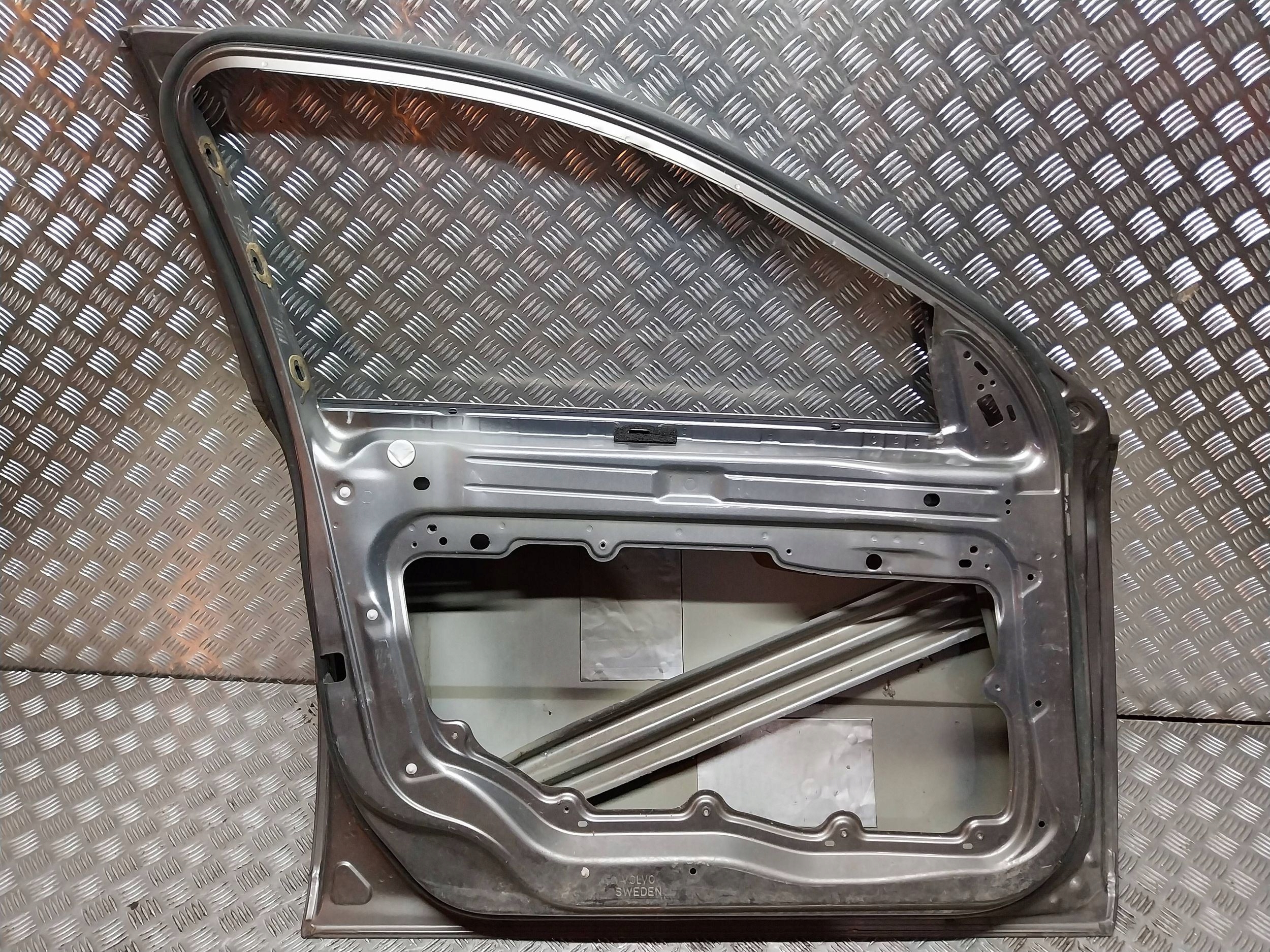 door front left VOLVO V70 III XC70 II 07