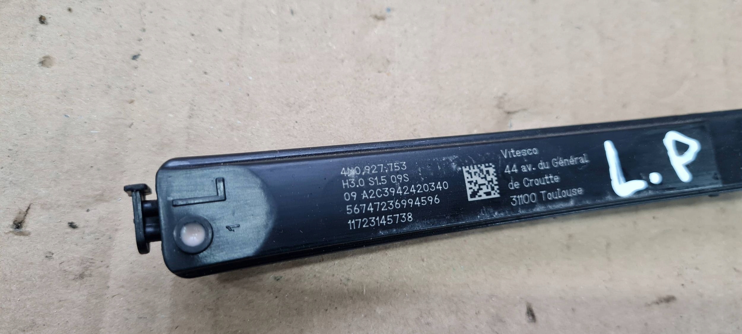 A6 C8 4K sensor module handles KESSY left front rear part 4N0927753 A7 4K Q8 4M