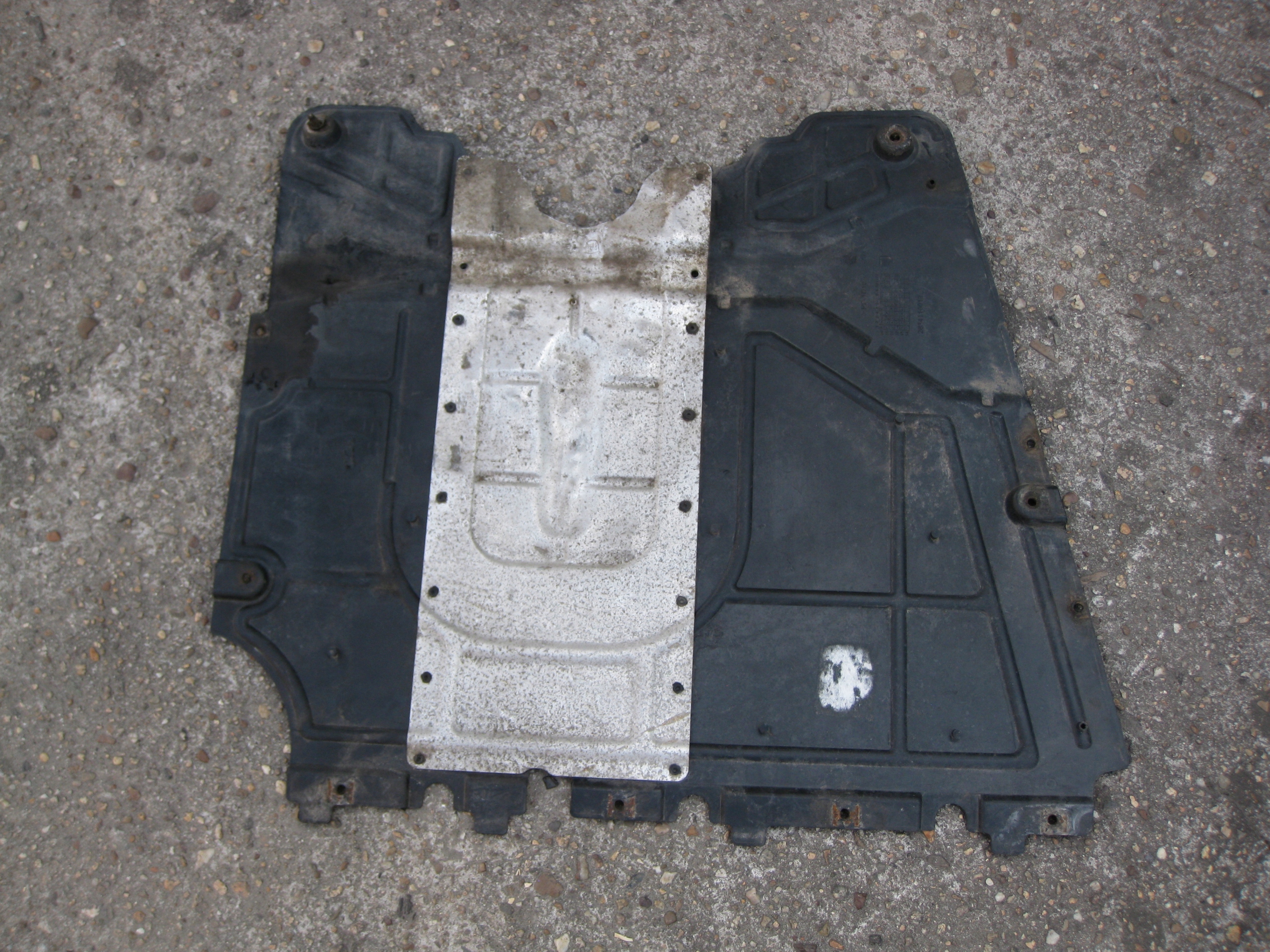 FIAT DOBLO II 13R cover cover below engine 2634110012