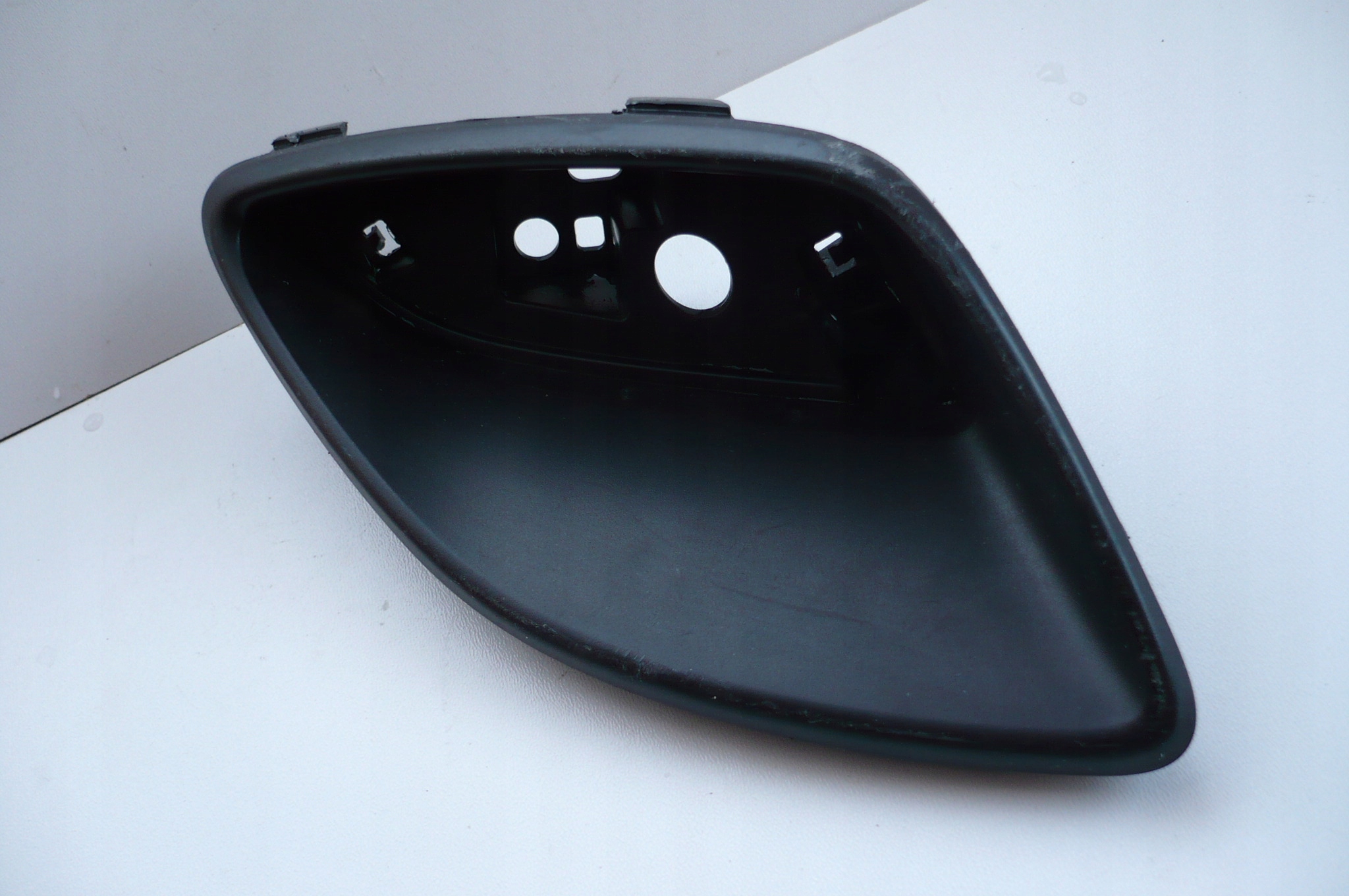KIA CEED III 18- grid of a bumper rear part frame ODBLASKU left
