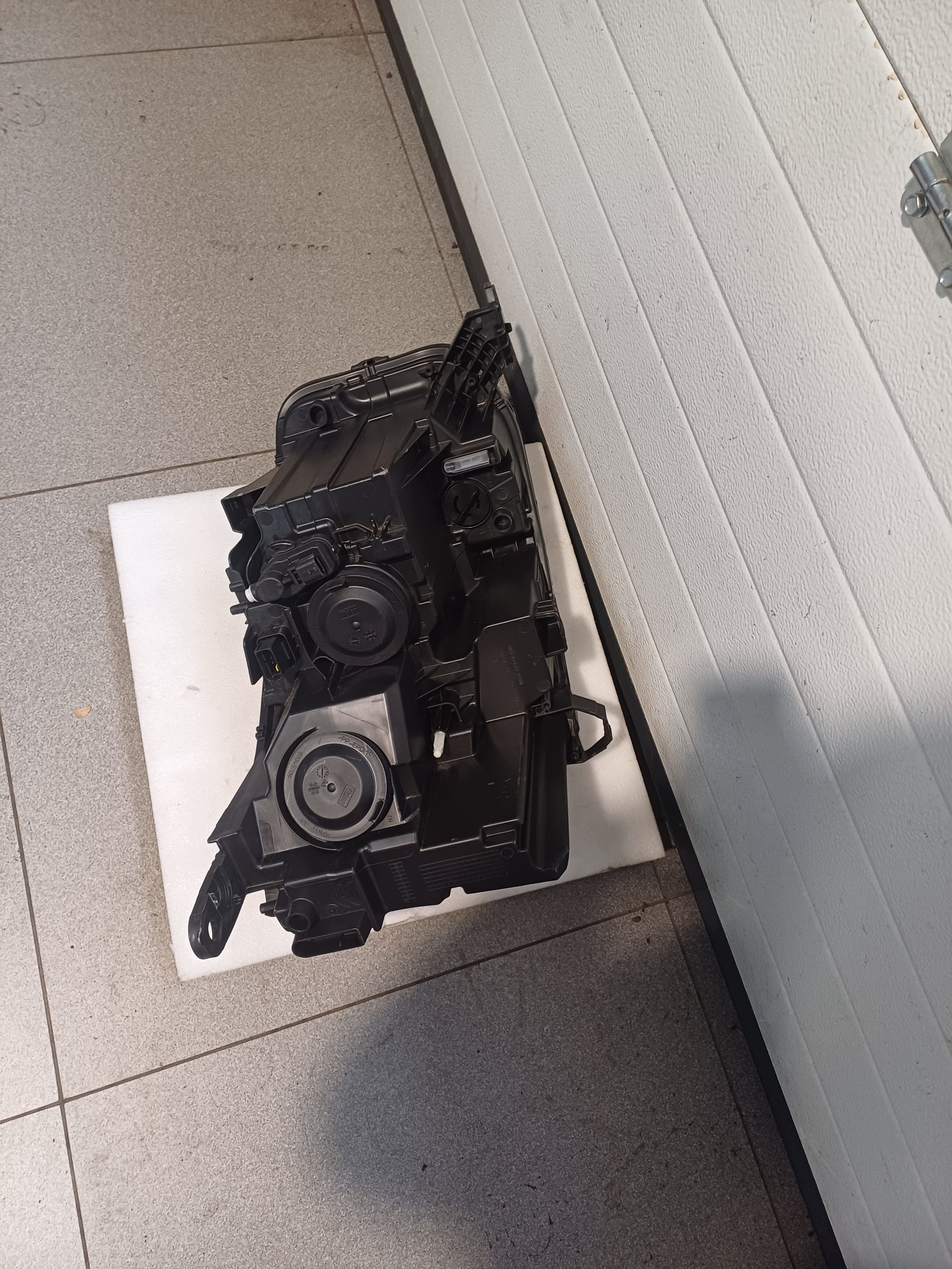 light left front front CITROEN C3 IV 9846482580