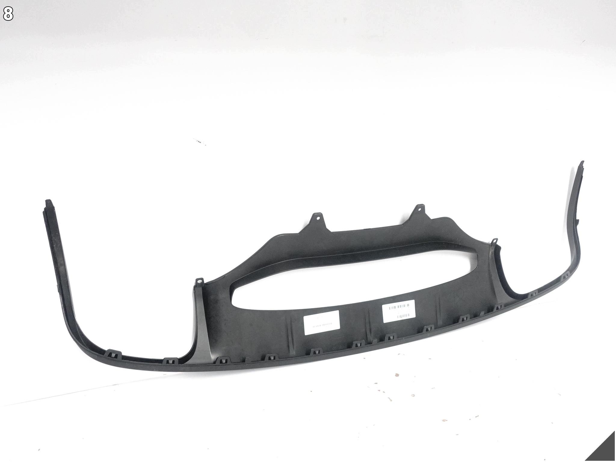 PORSCHE MACAN and 1 95B 14-18 diffuser SPOILER moulding W bumper rear part 95B807834M
