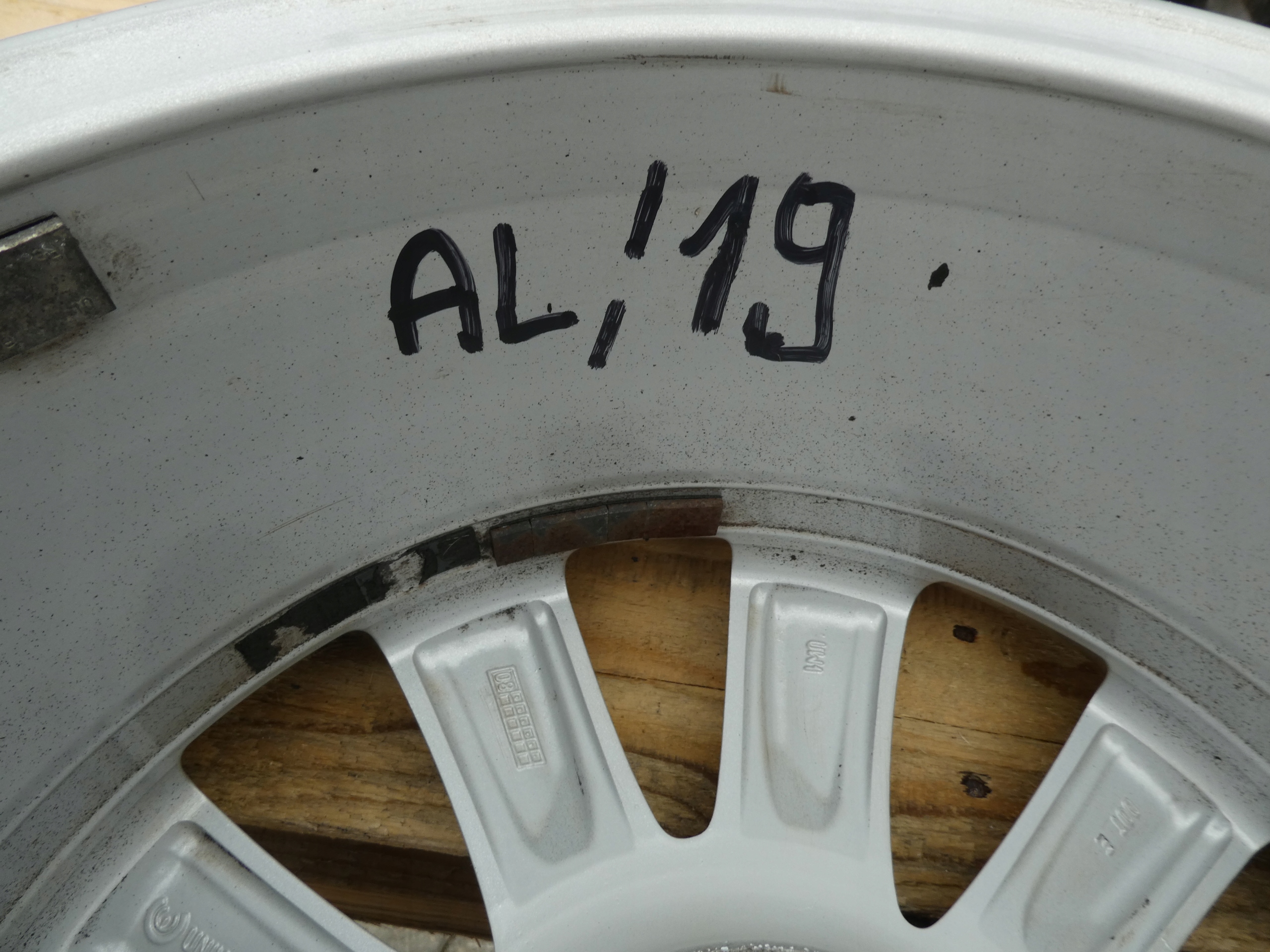 4X discs aluminium disc 5N0601025M VW 5X112