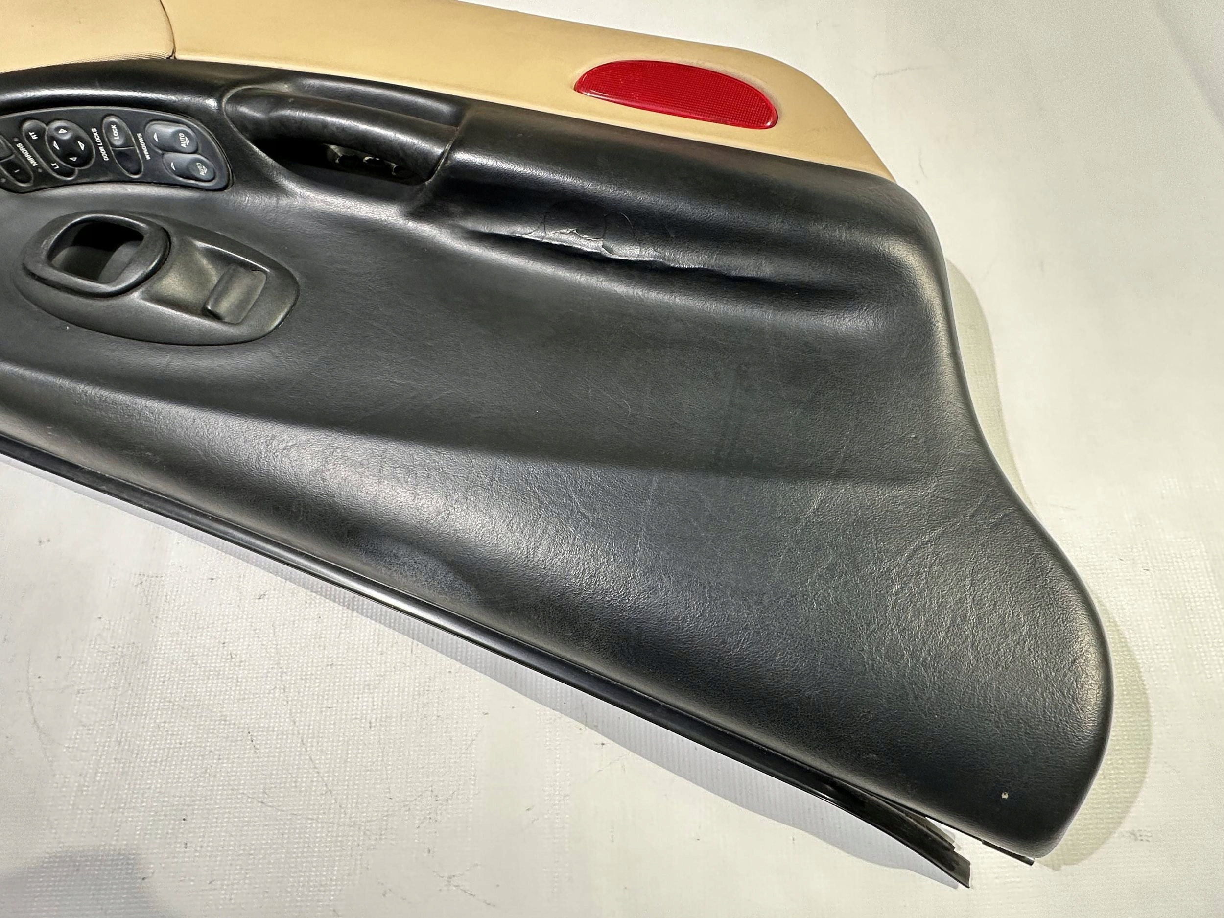 side door upholstery side left Chevrolet Corvette C5 1997 - 2004
