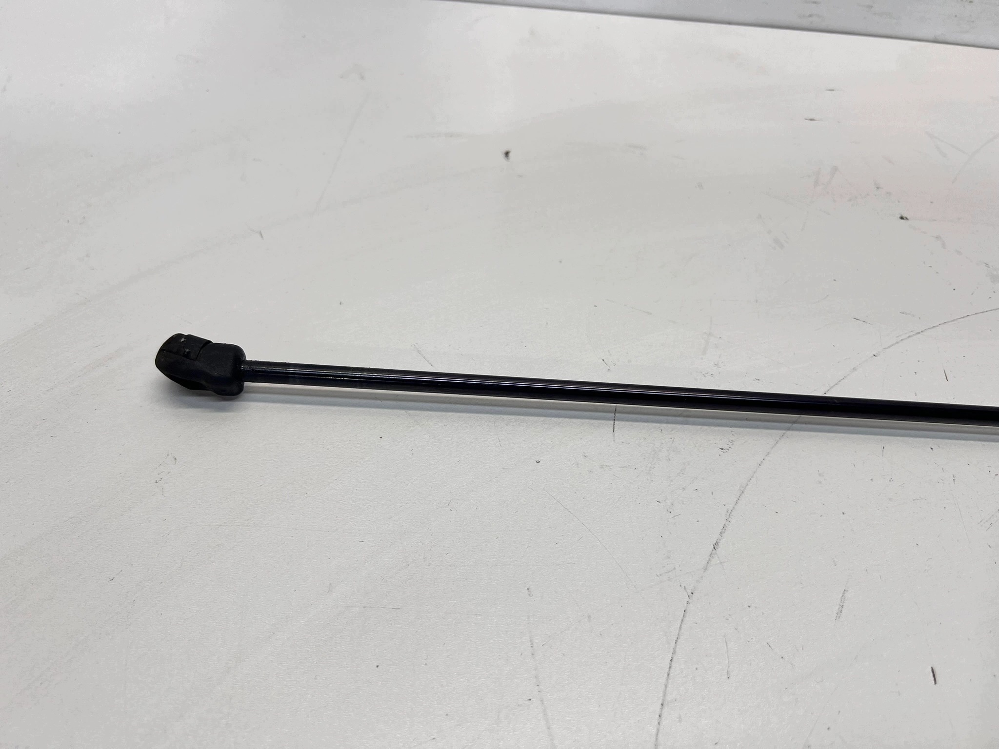 damper telescope bonnets AUDI A6 C6 4F0823359A