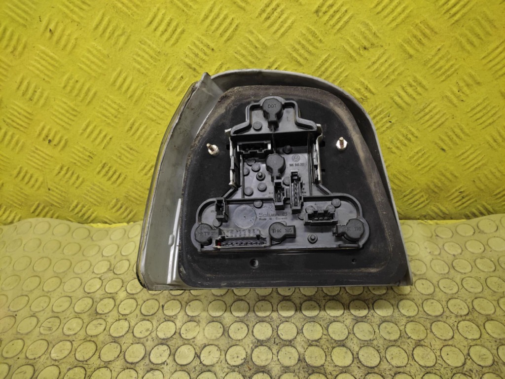 VW GOLF III light right rear part