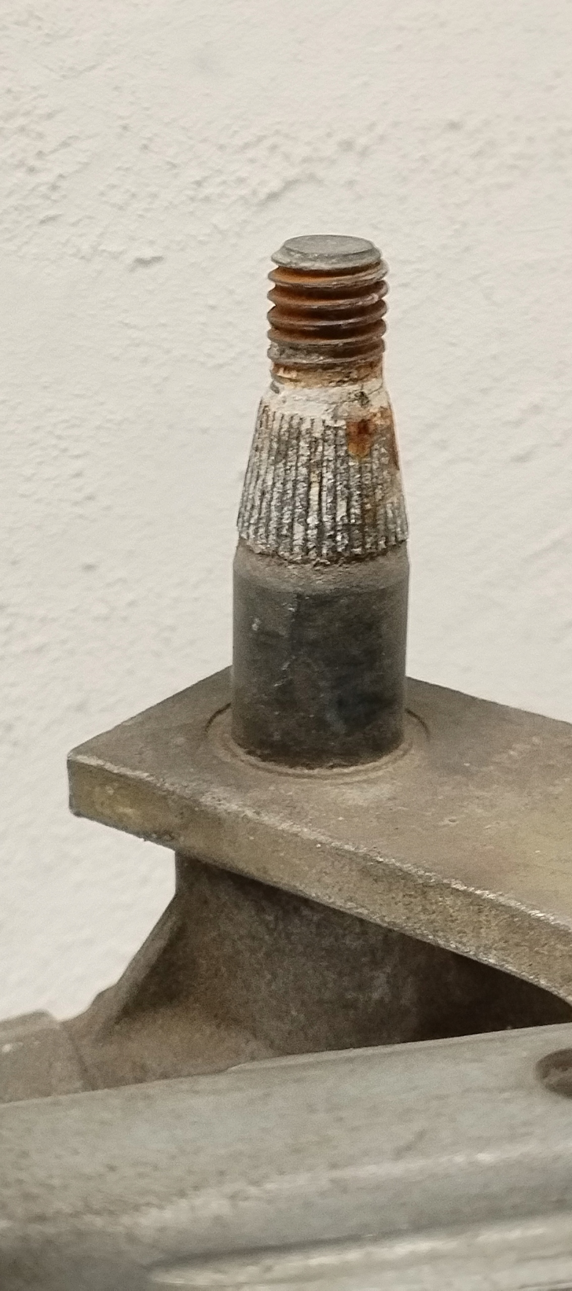 Wischergestänge przednich Ford 1S7117504AF