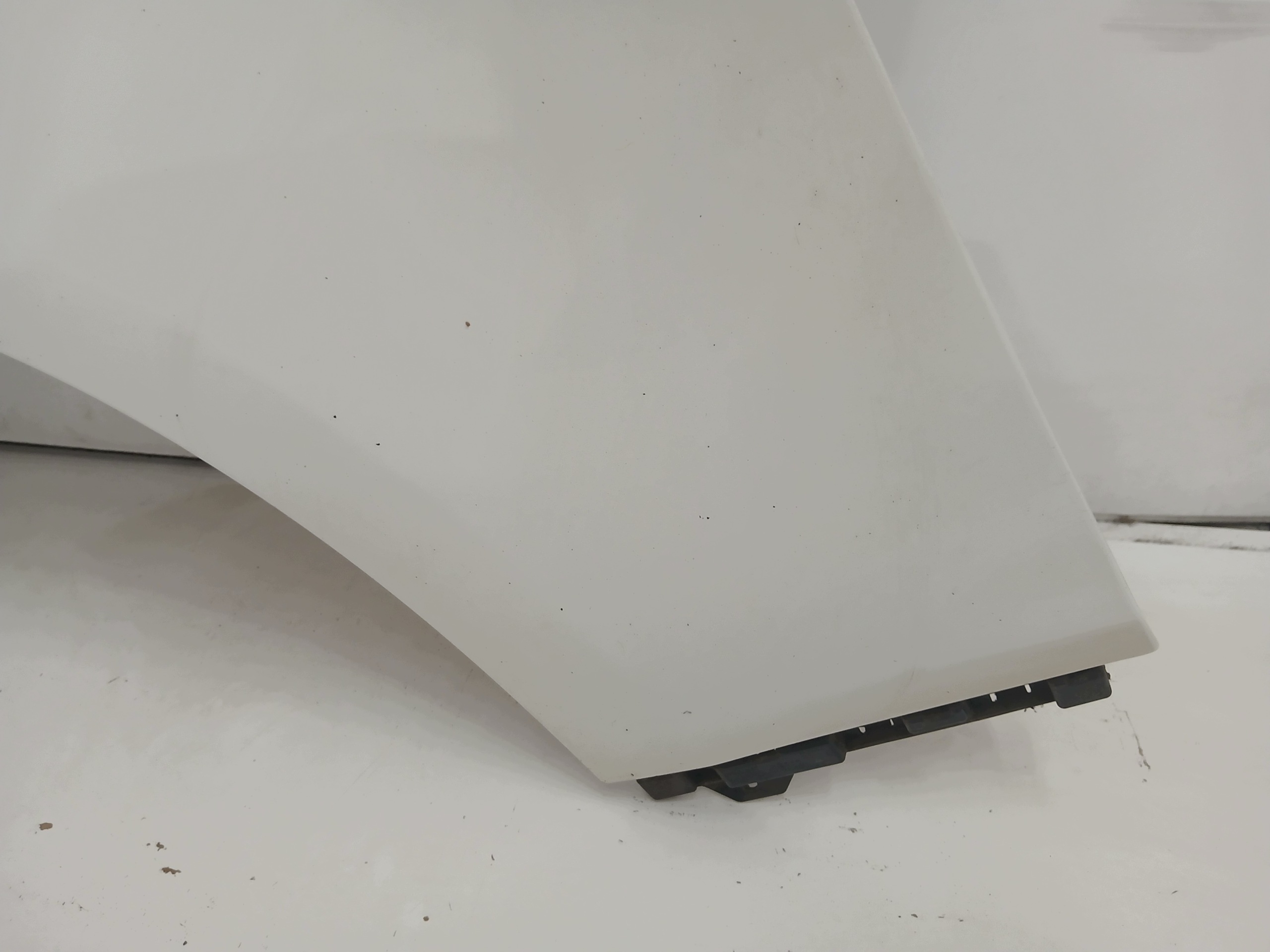 fender left front BMW F30 F31 300