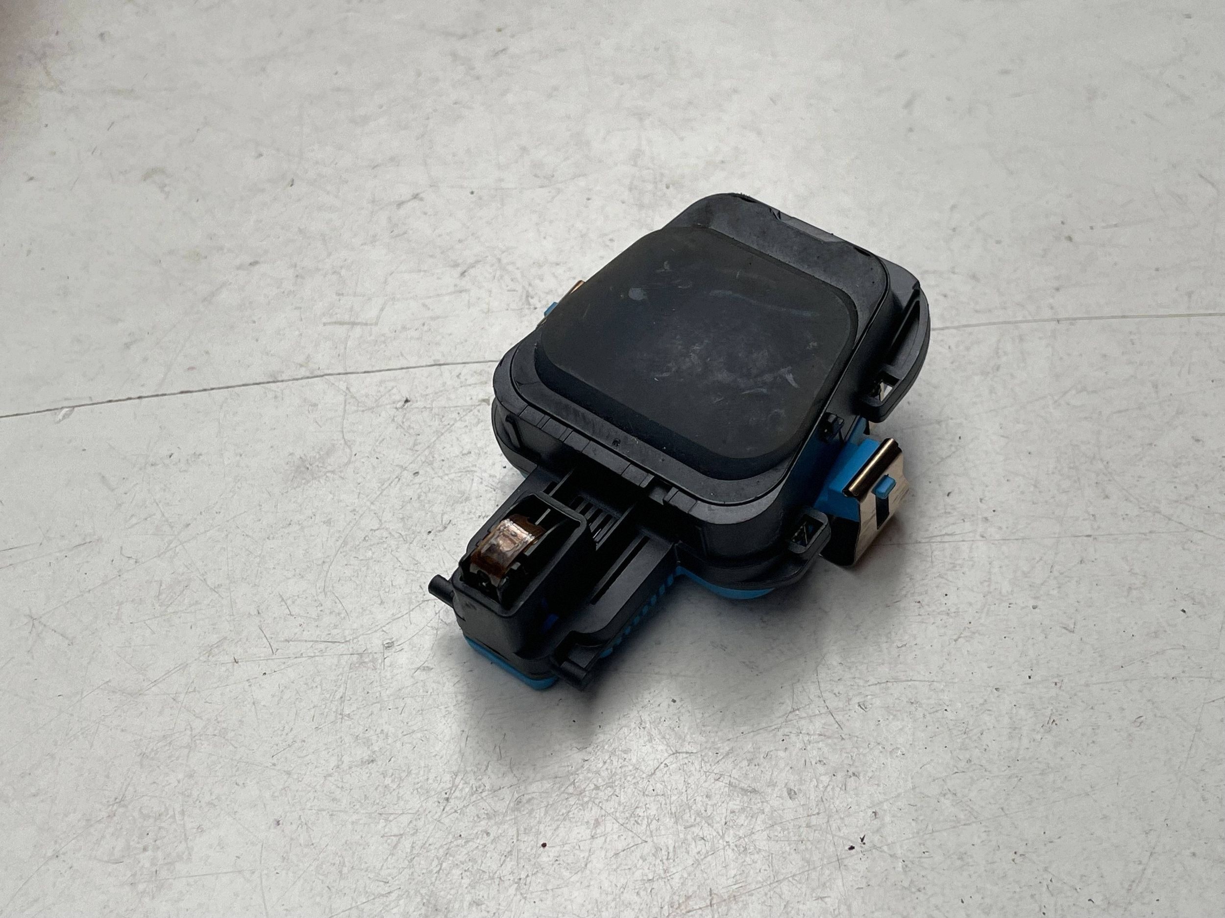 MERCEDES W213 sensor SENSOR rain 2139002824 !J