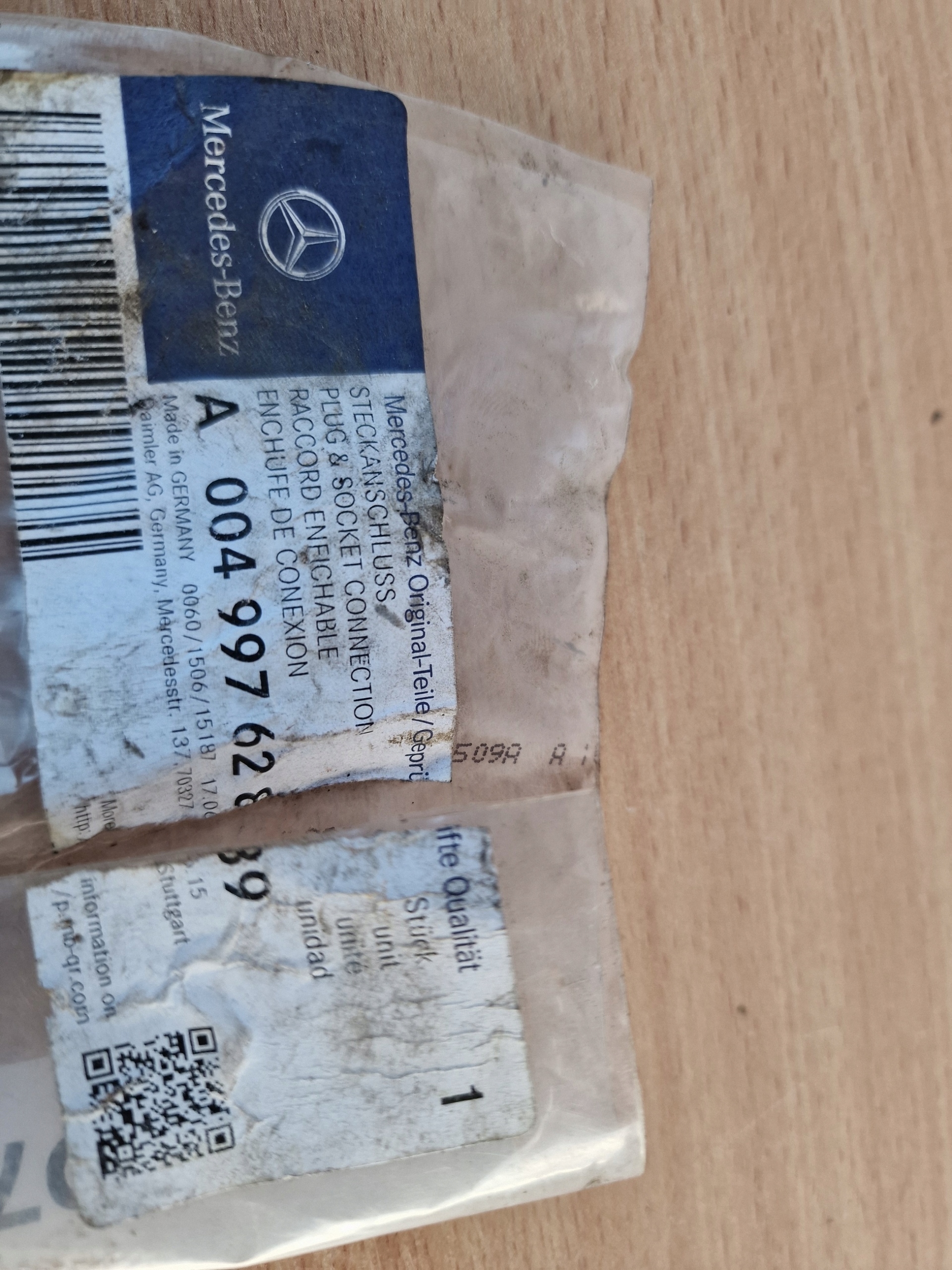 MERCEDES SENSOR ZLACZKA ADBLUE NEU A0049976289