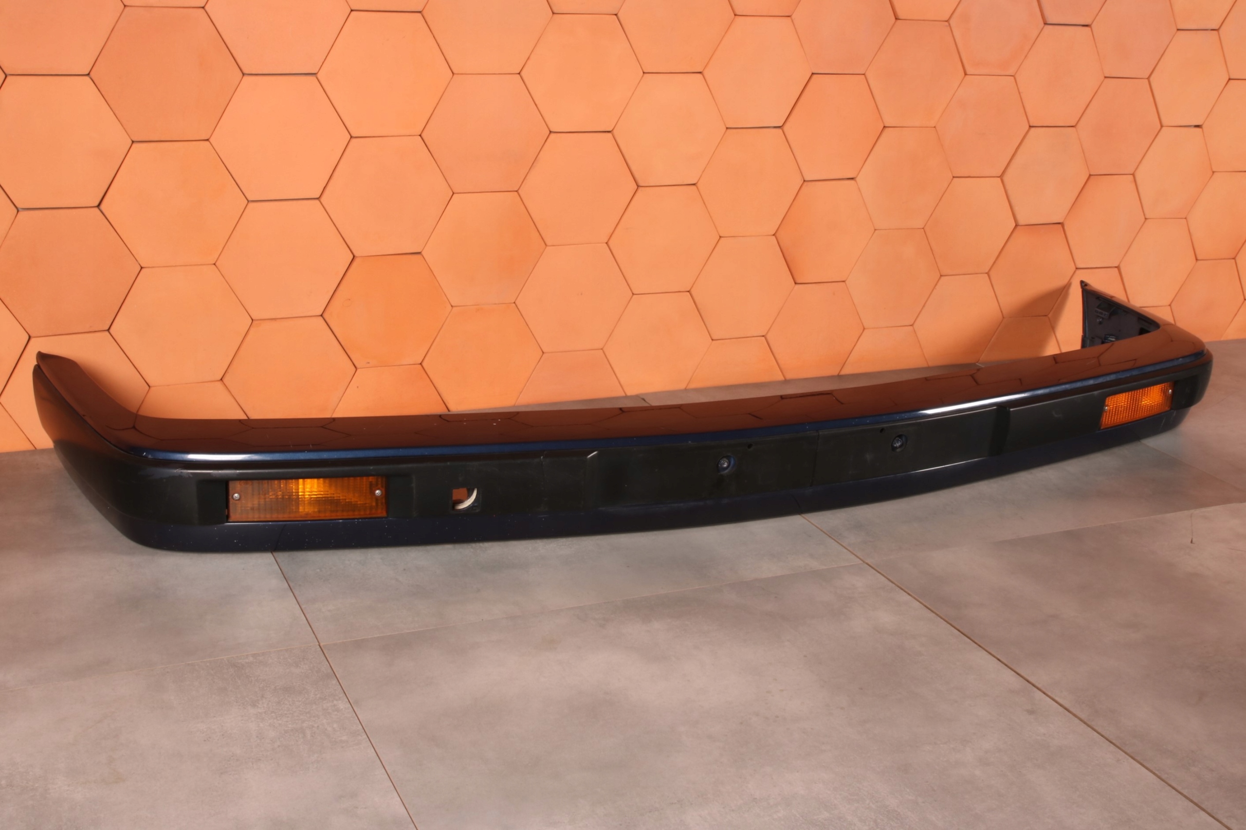 BMW 3' E30 Frontstoßstange vorne SZEROKA Licht träger