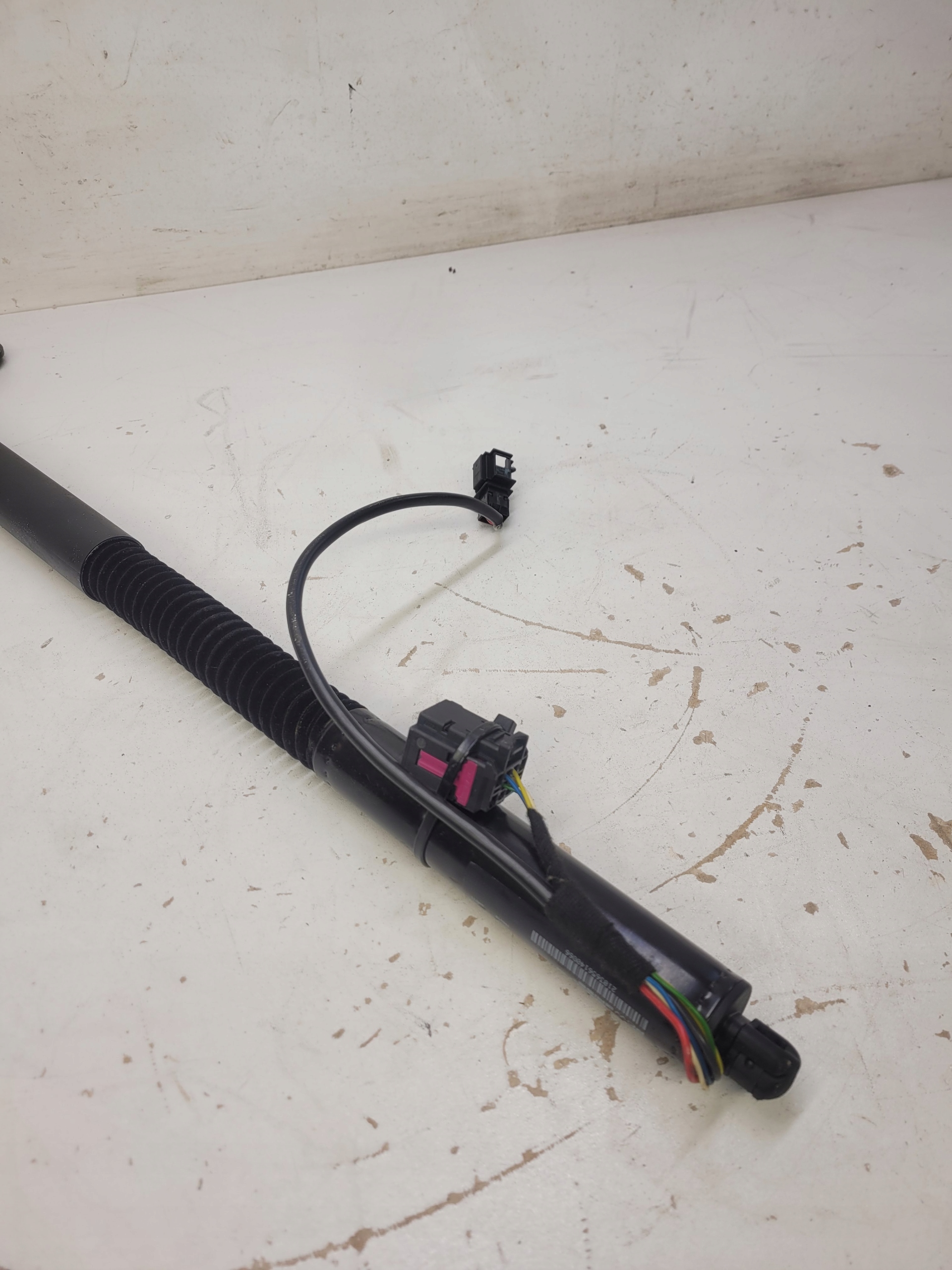 damper telescope bonnet rear part AUDI A7 4G8827851F