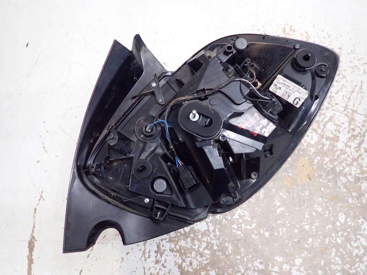light rear part rear left RENAULT ZOE 2012-2019 26280106