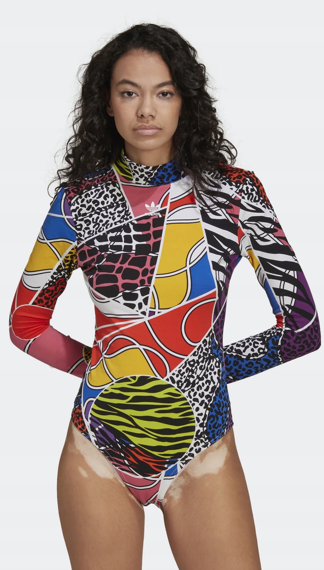 BODY MŁODZIEŻOWE SPORTOWE DAMSKIE Z DŁUGIM RĘKAWEM ADIDAS RICH MNISI 28-30 Kod producenta HC4475