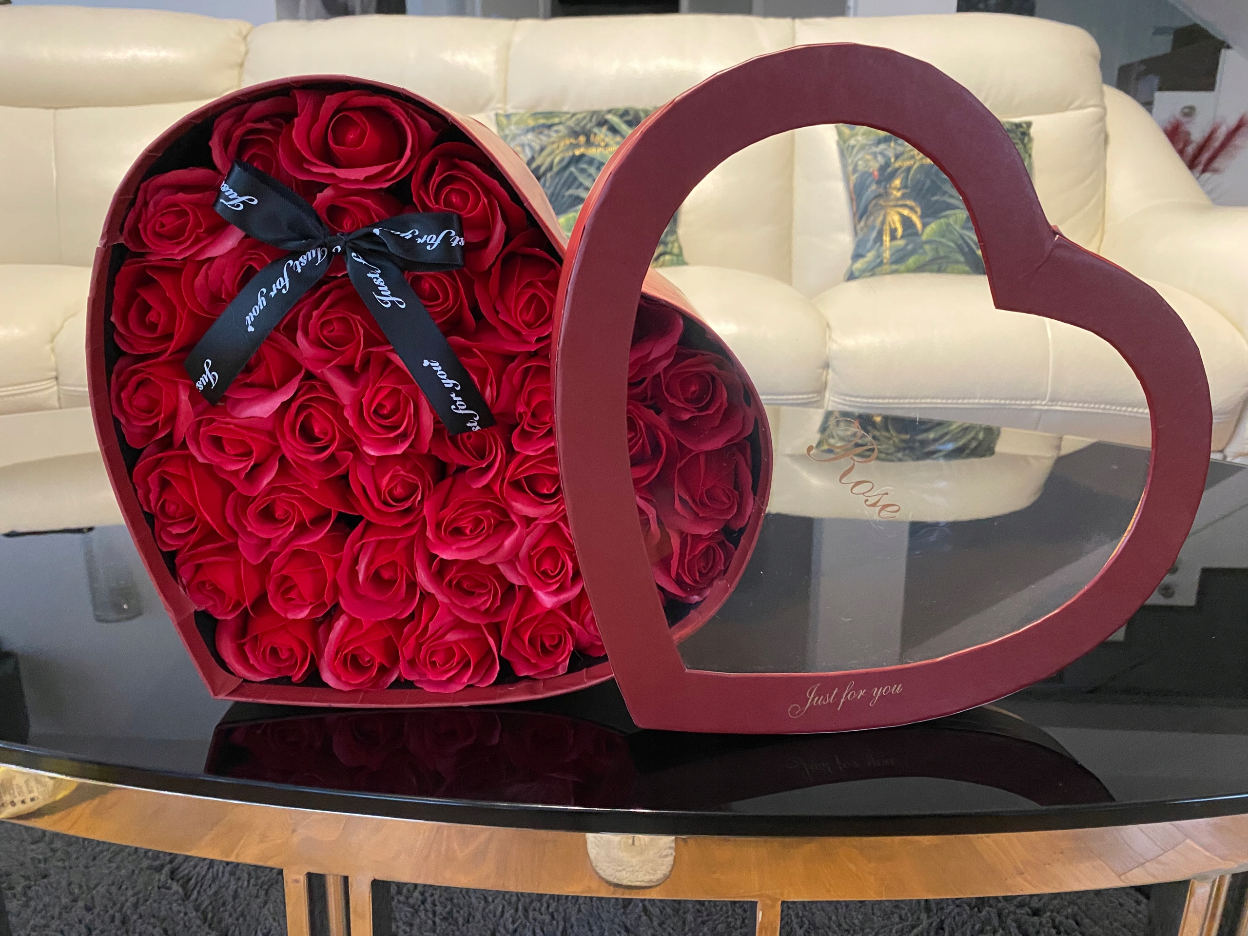 flower box serce z róż czerwone Wysokość produktu 26 cm