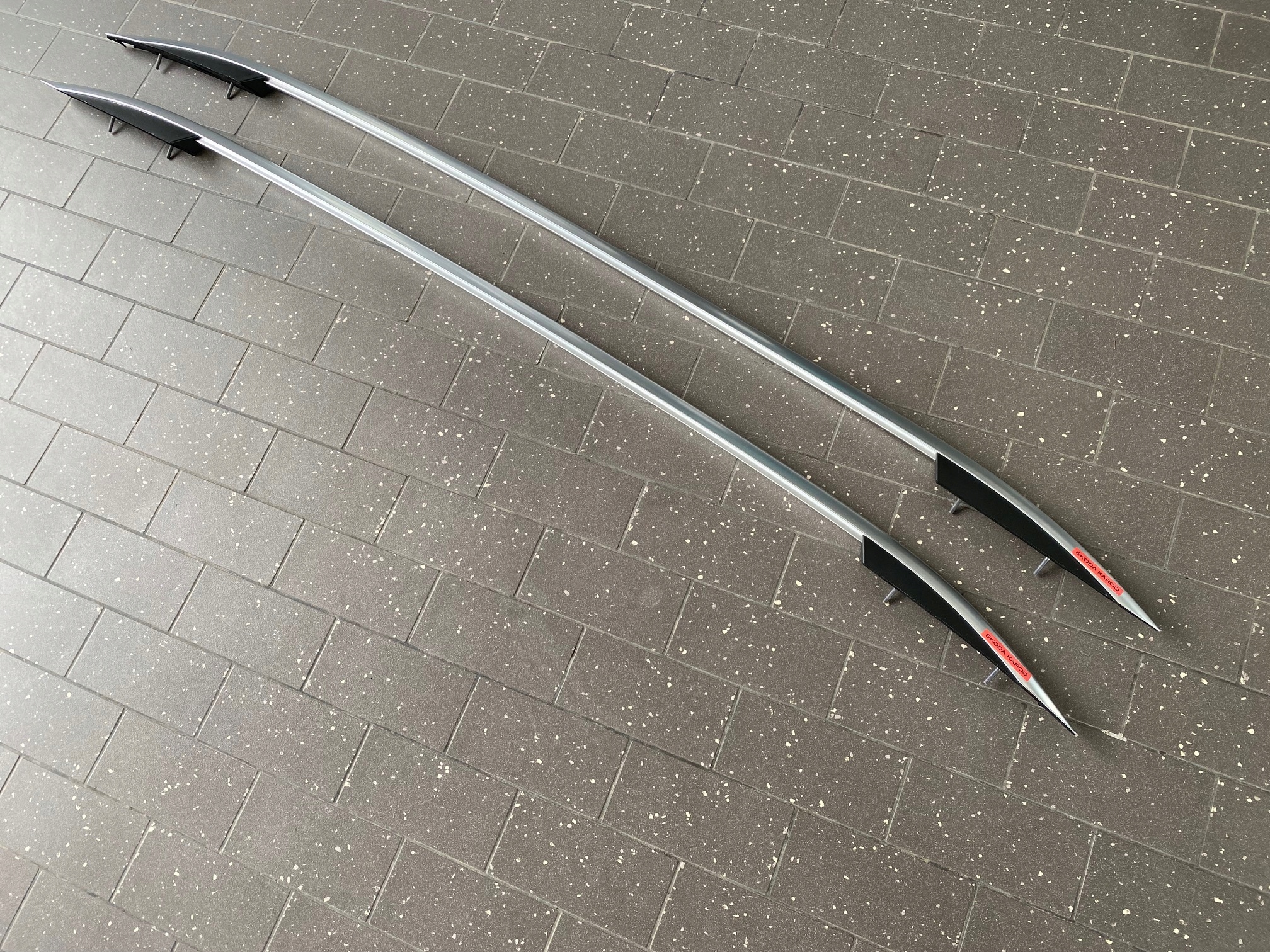 RELINGI DACHOWE SKODA KAROQ CHROM KOMPLET