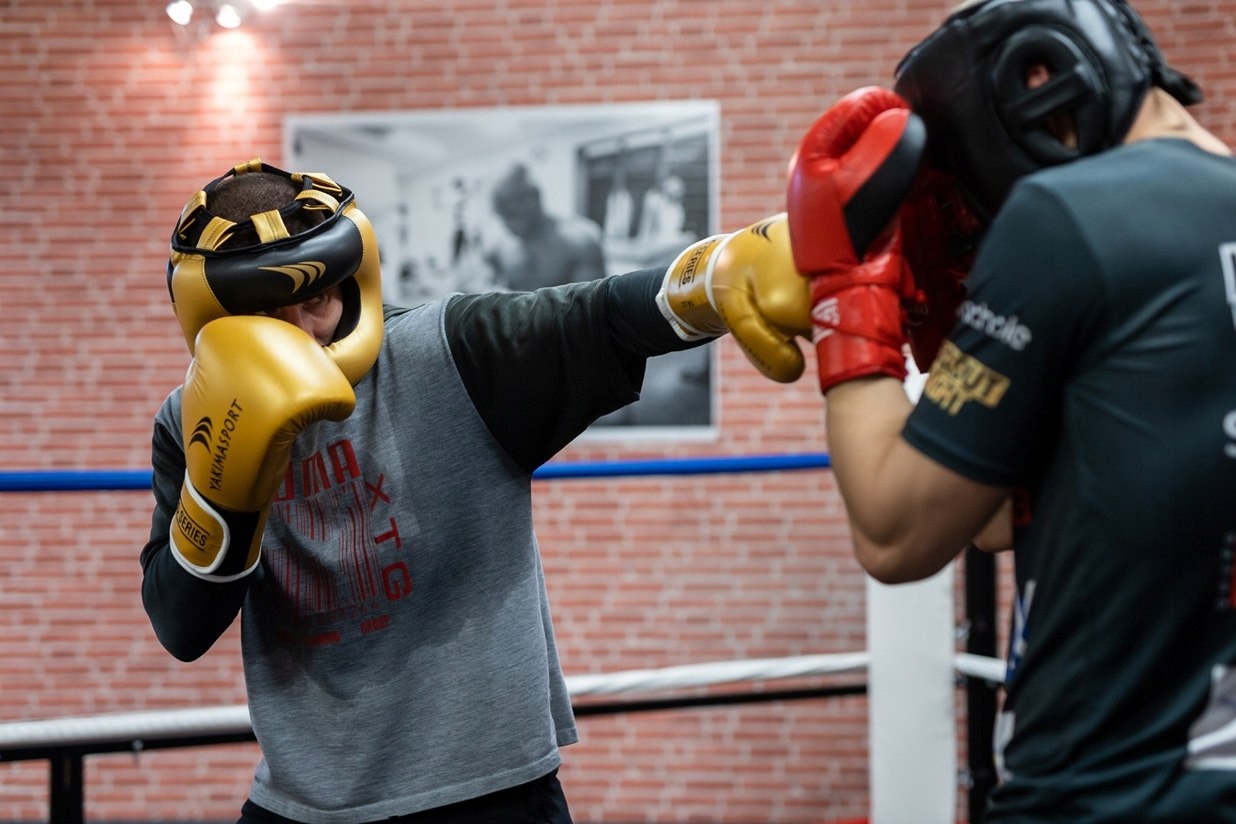 Rękawice bokserskie TIGER GOLD L 10 oz Kod producenta 100396 10OZ