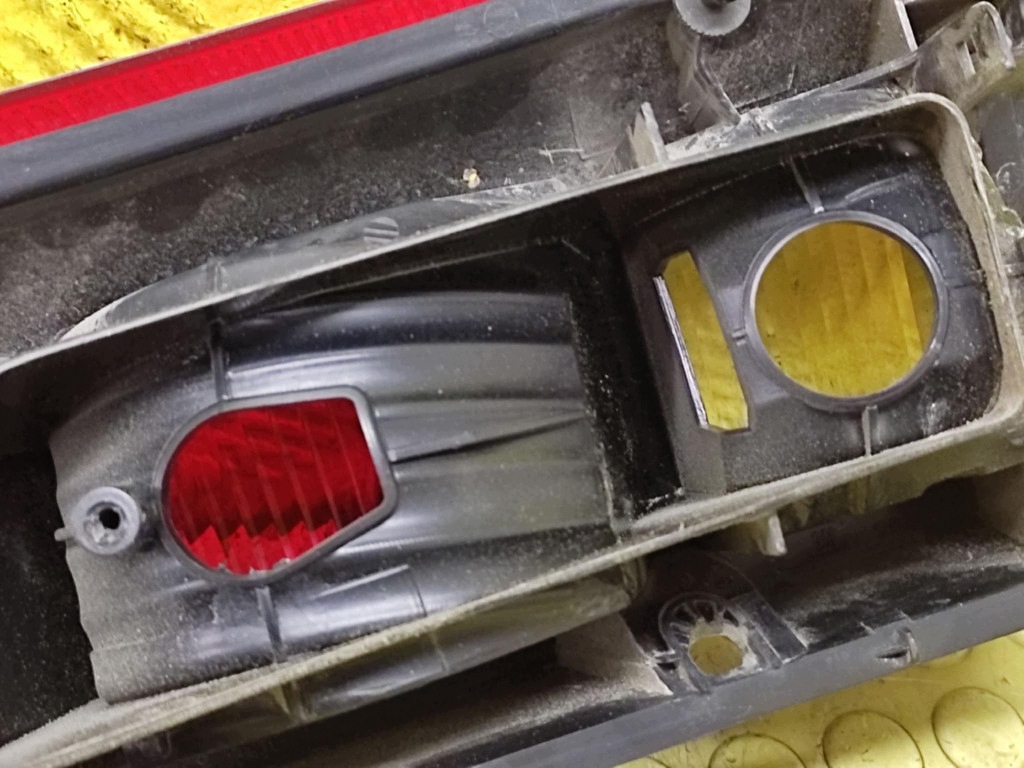 OPEL MERIVA A light left rear part 93294345