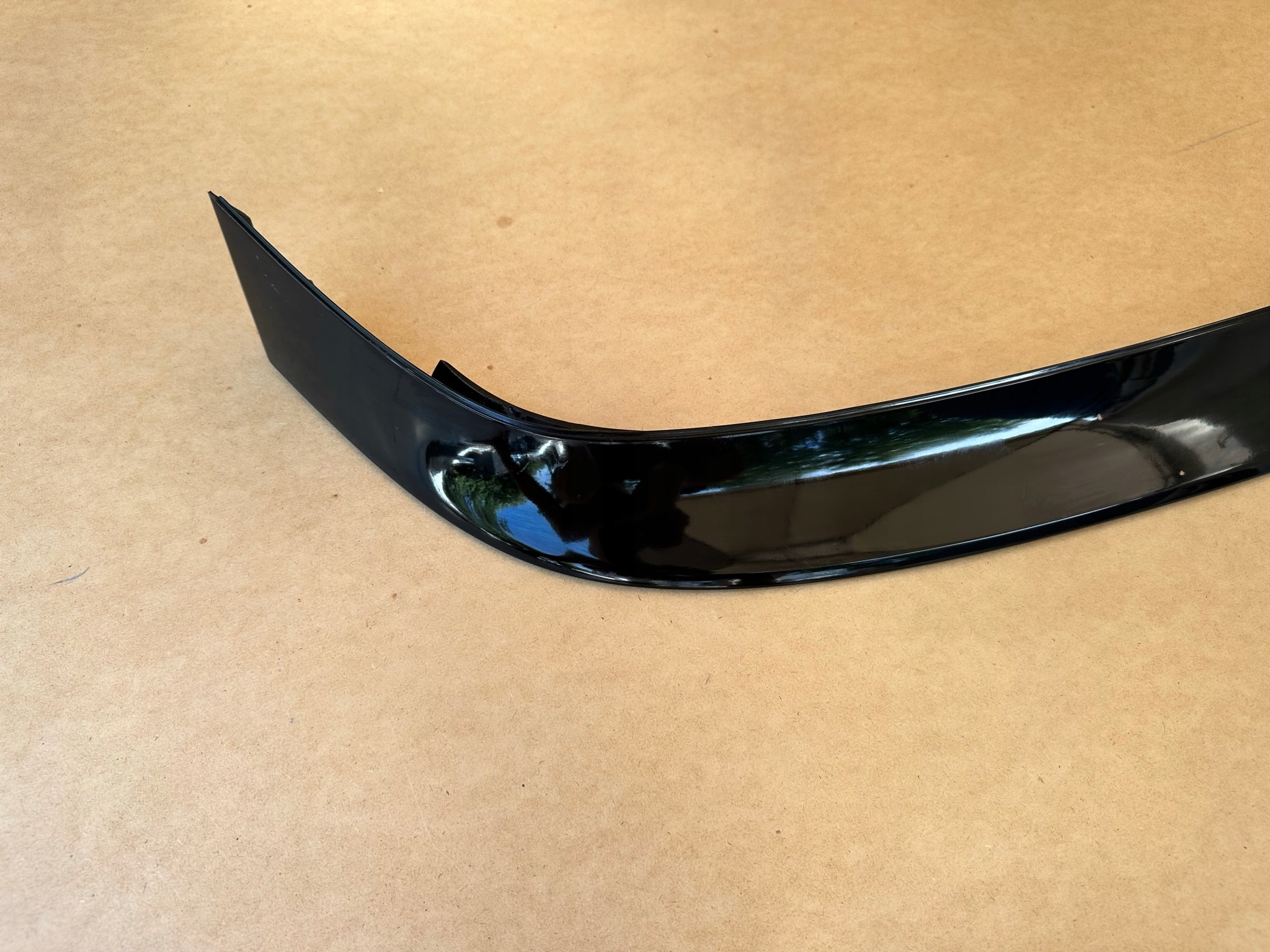 OPEL ASTRA J GTC SPOILER SPOJLER KLAPY BAGAŻNIKA Producent części Opel OE